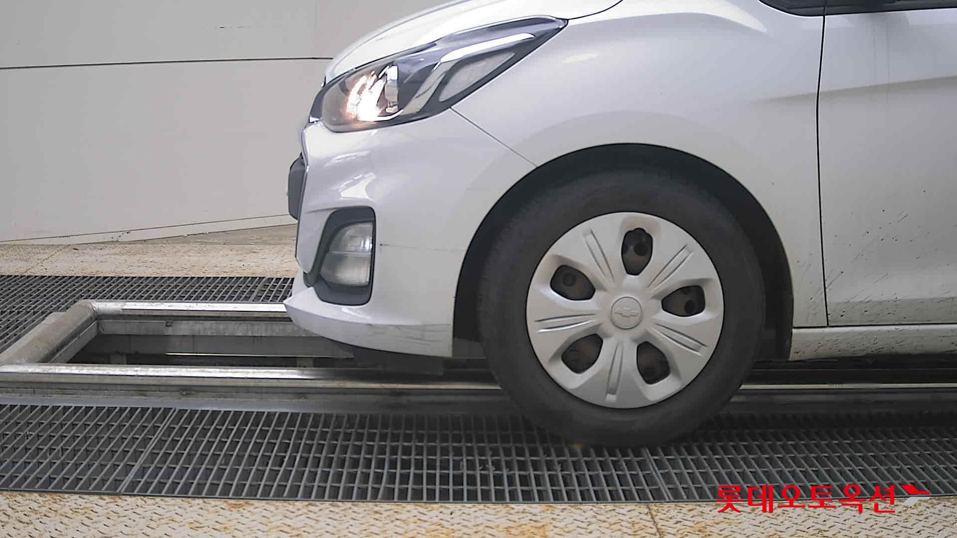 2019 - chevrolet spark