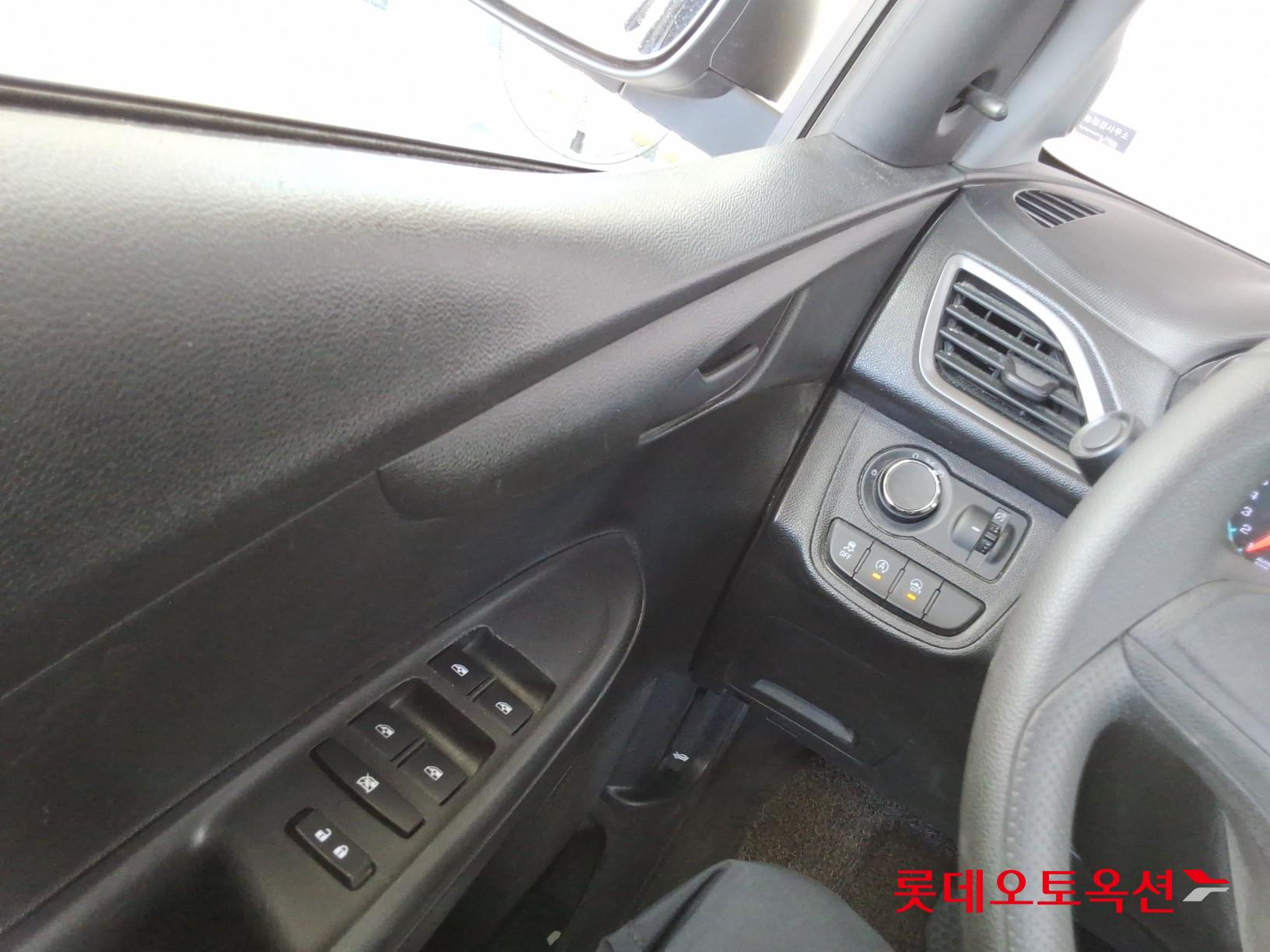 2019 - chevrolet spark