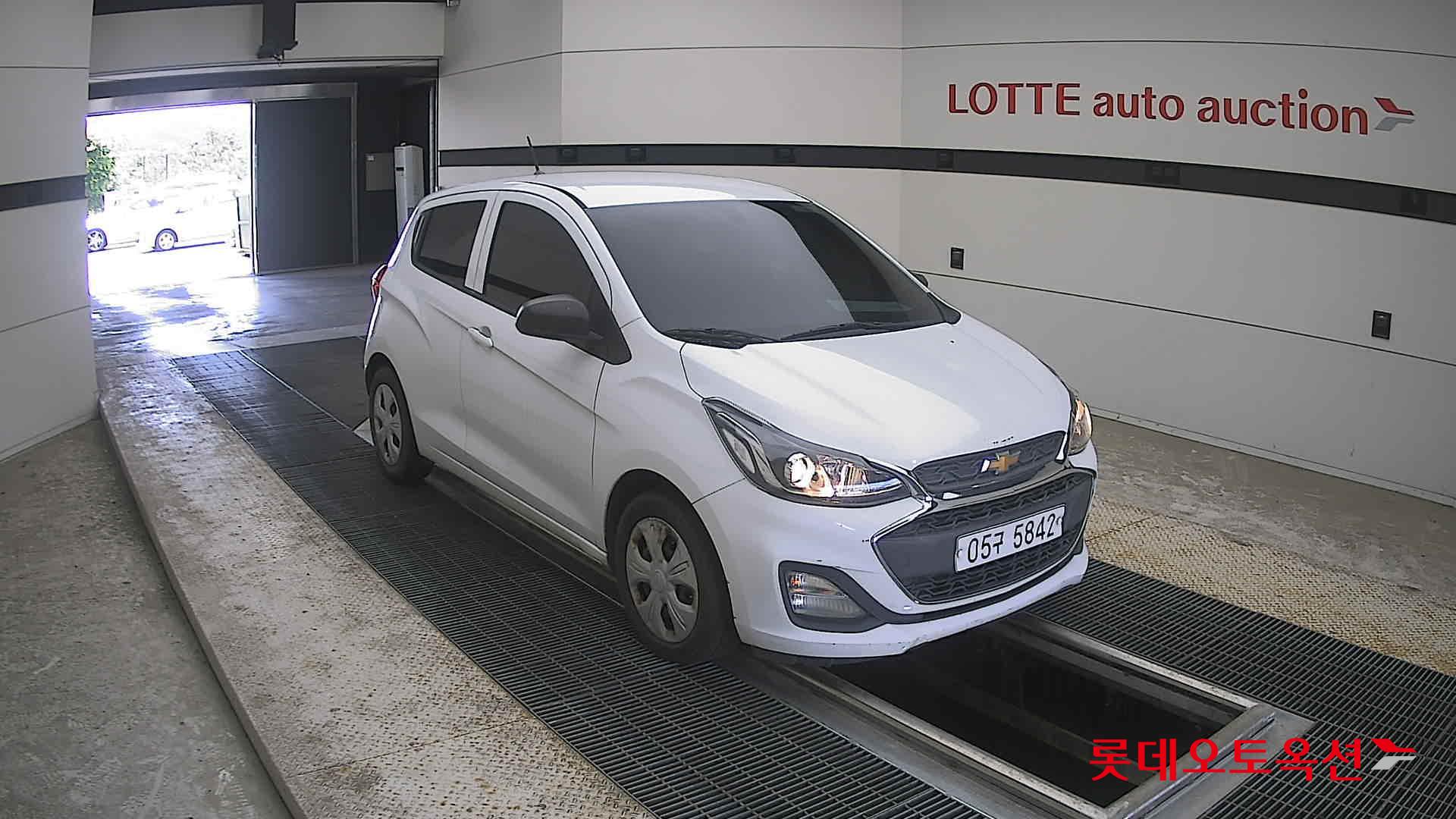 2019 - chevrolet spark