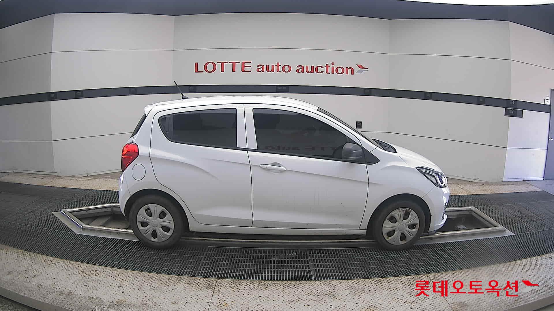 2019 - chevrolet spark