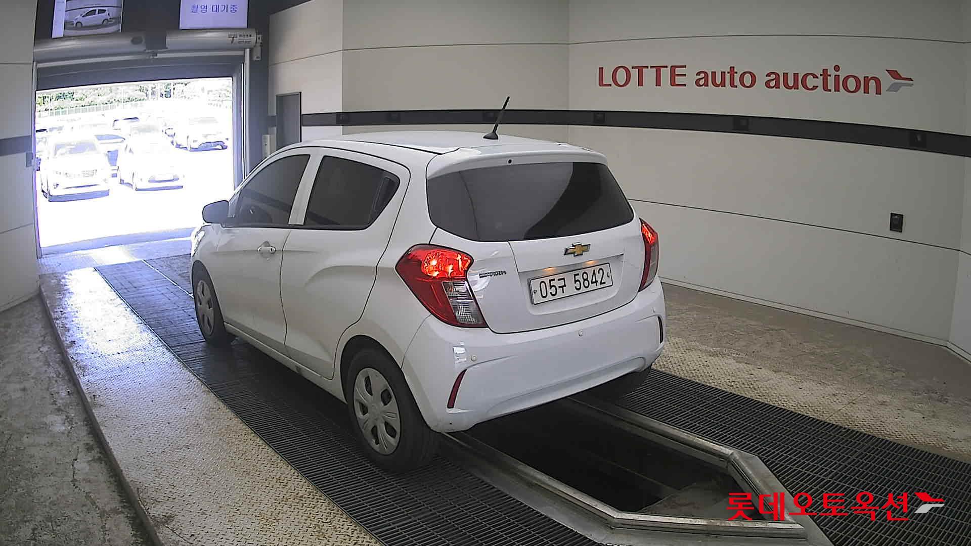 2019 - chevrolet spark