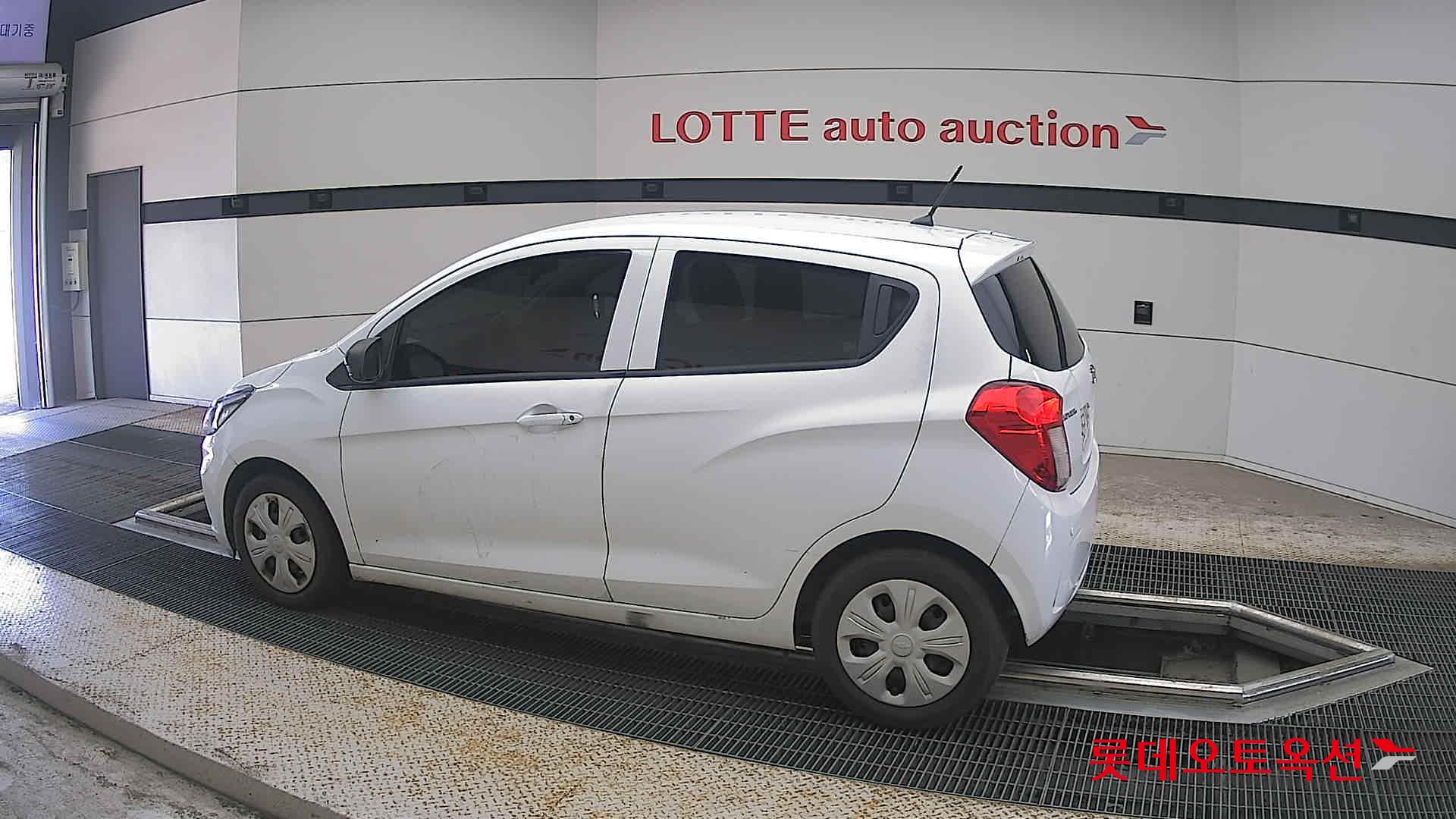 2019 - chevrolet spark