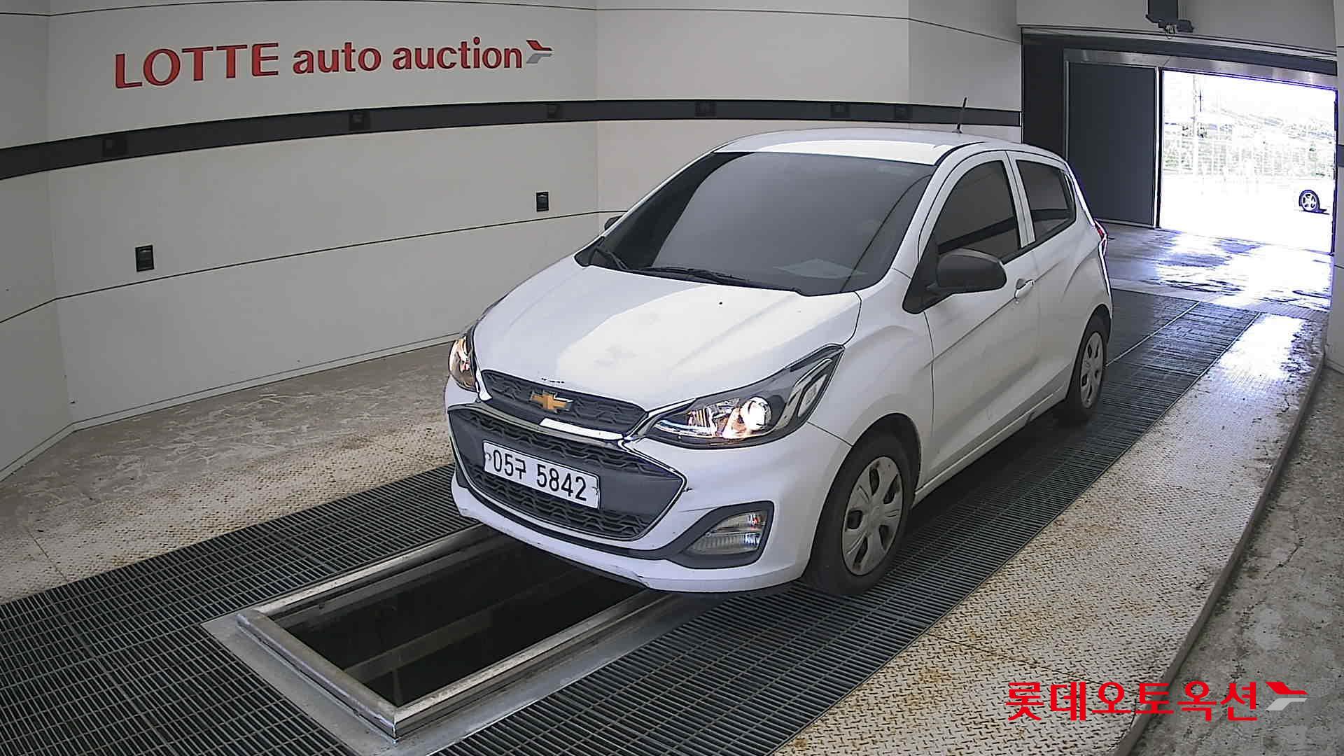2019 - chevrolet spark