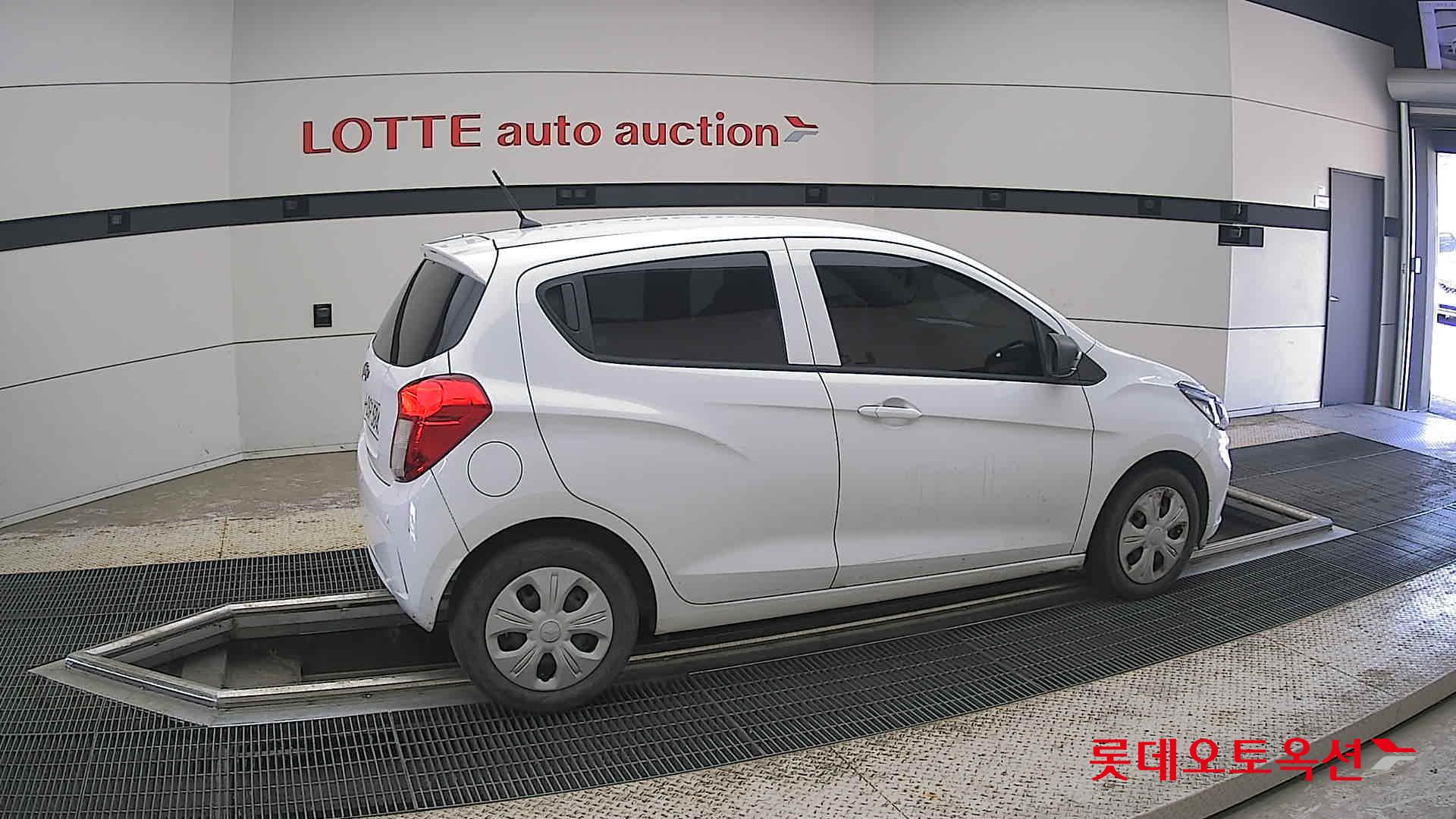 2019 - chevrolet spark