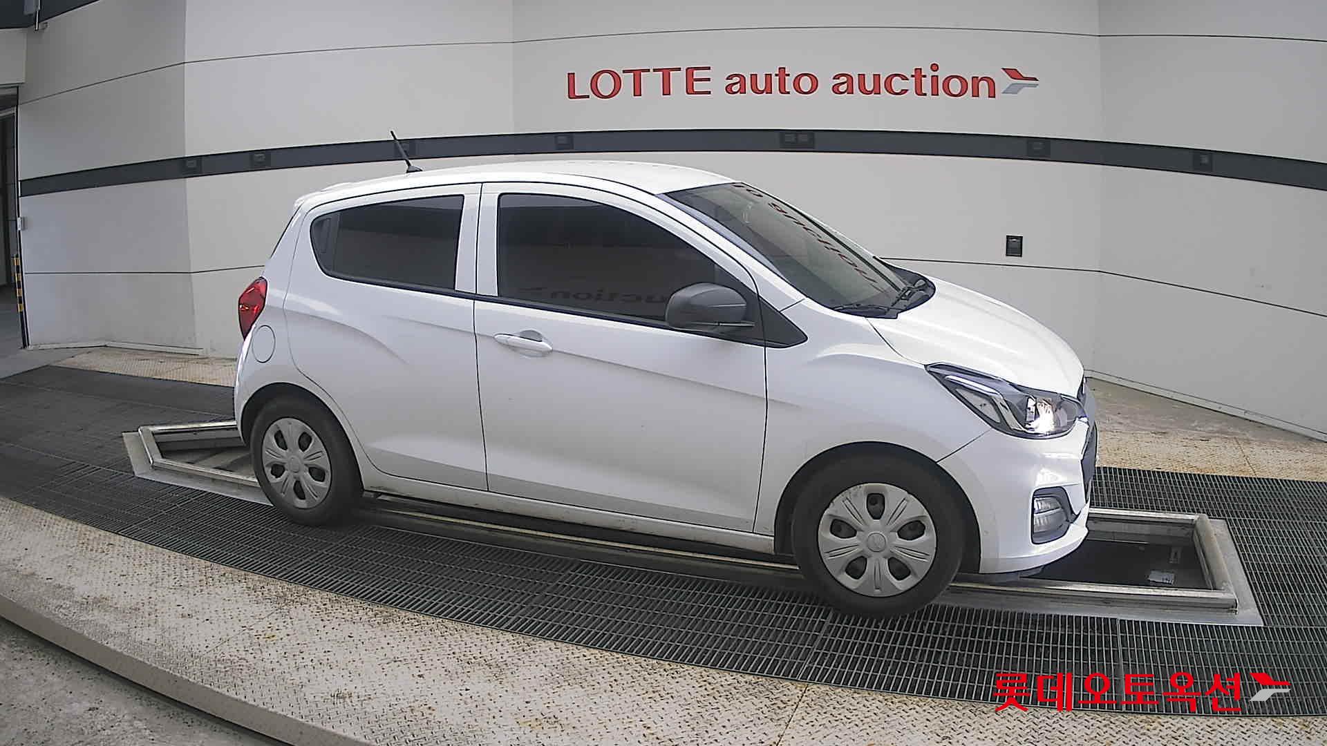 2019 - chevrolet spark