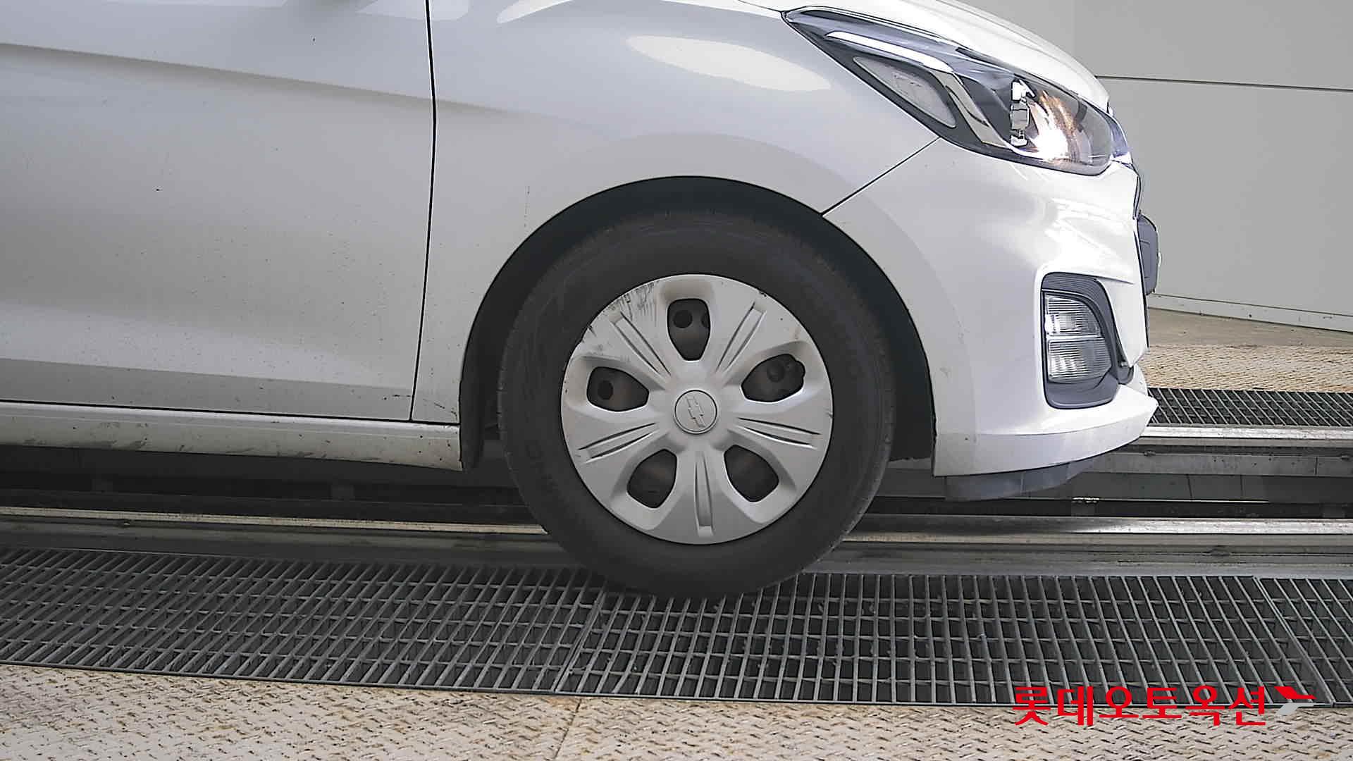 2019 - chevrolet spark