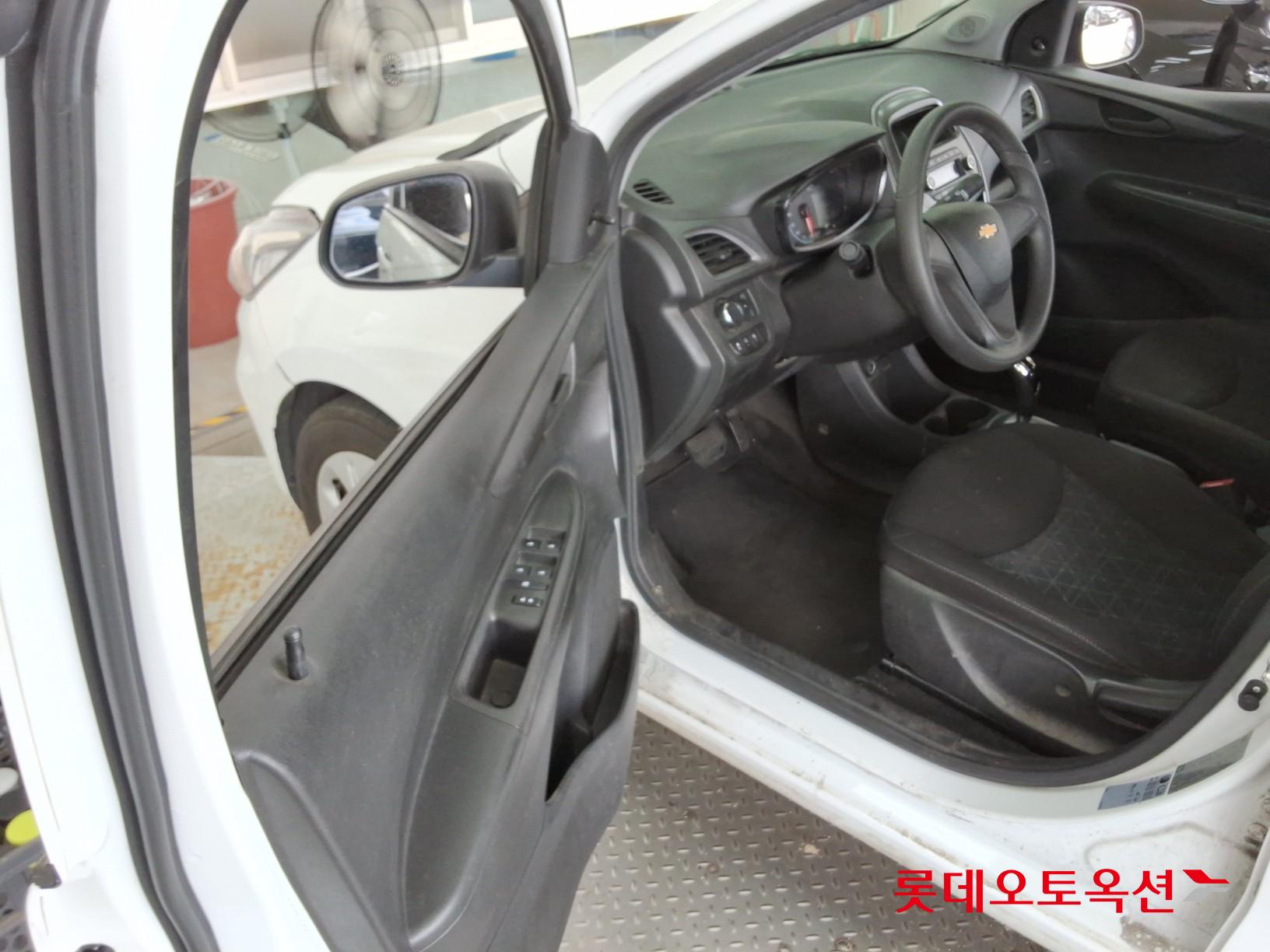 2019 - chevrolet spark