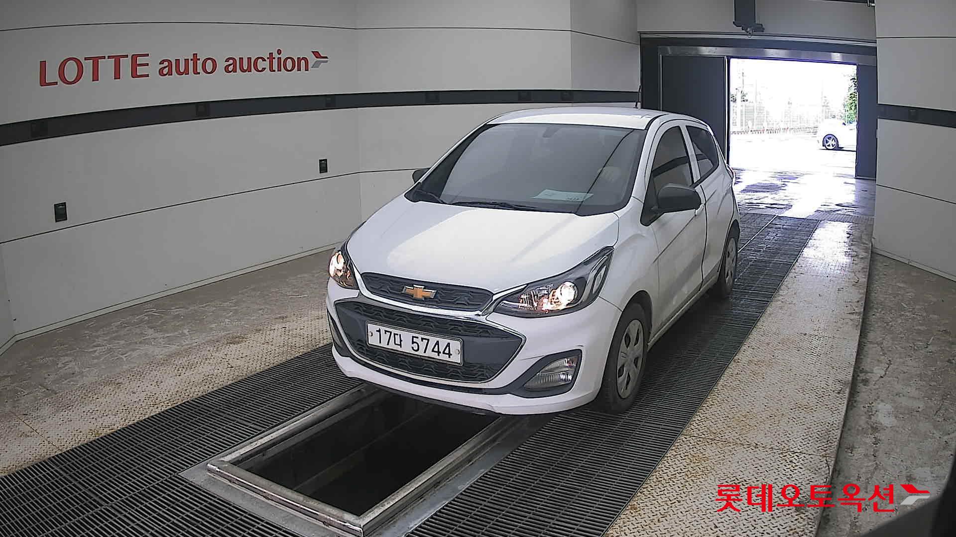 2019 - chevrolet spark
