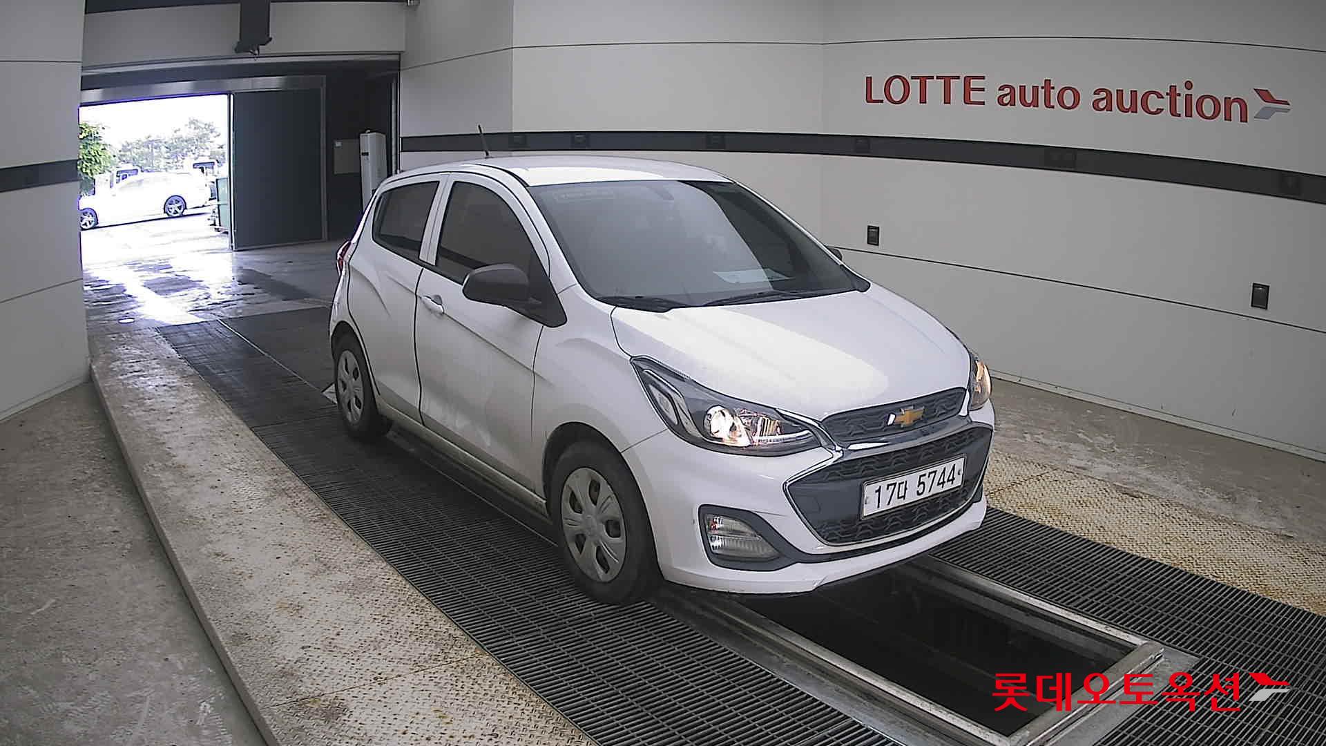 2019 - chevrolet spark