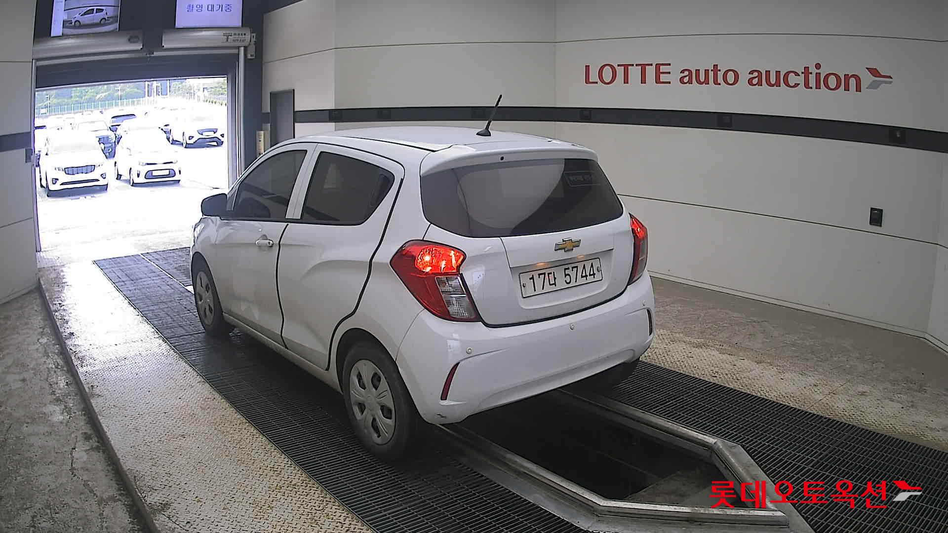 2019 - chevrolet spark