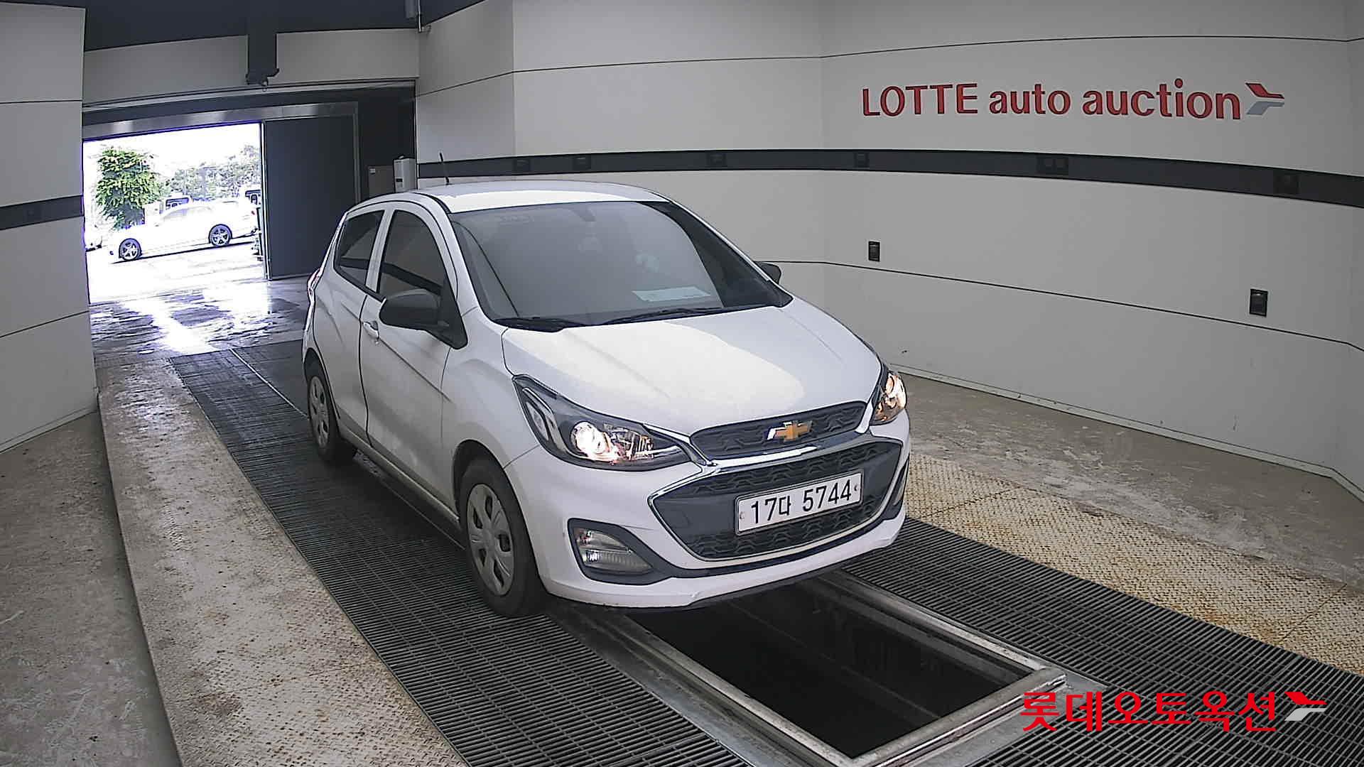 2019 - chevrolet spark