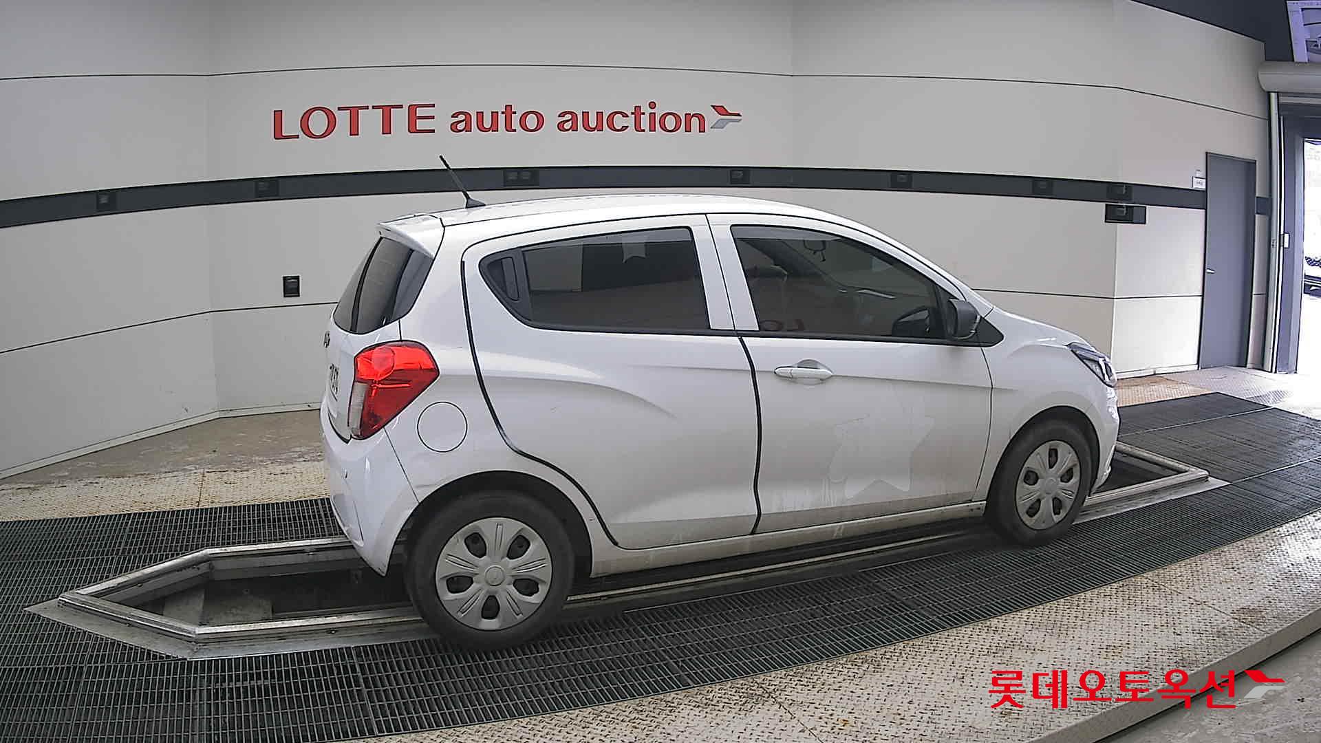 2019 - chevrolet spark