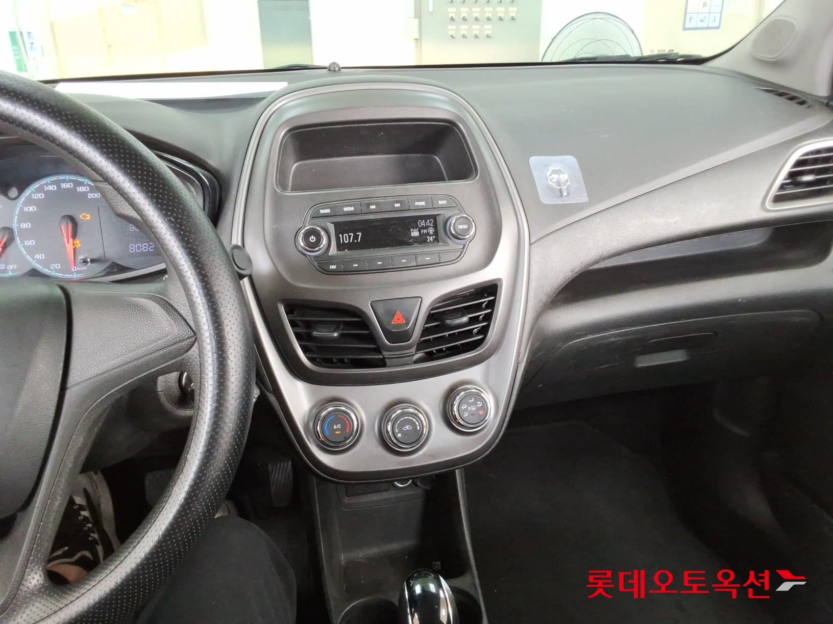 2019 - chevrolet spark