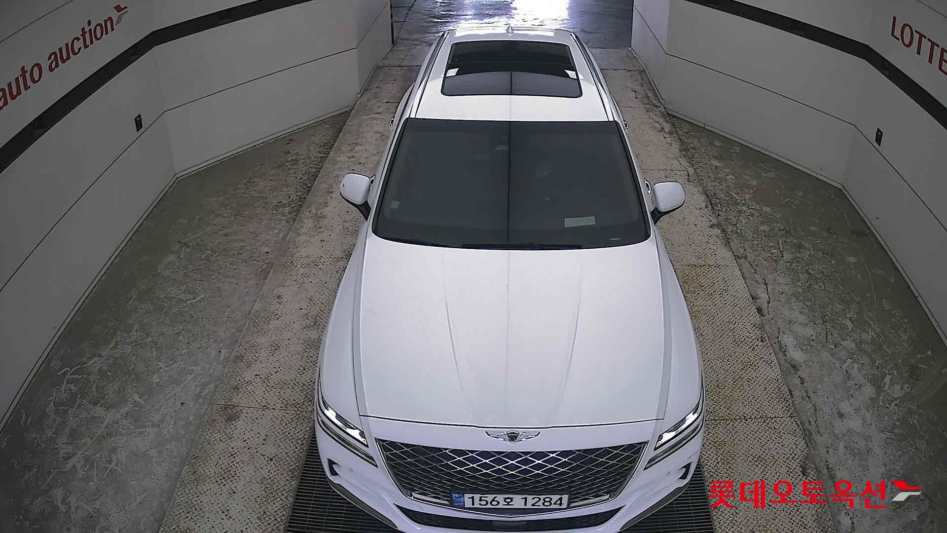 2021 - genesis gv80