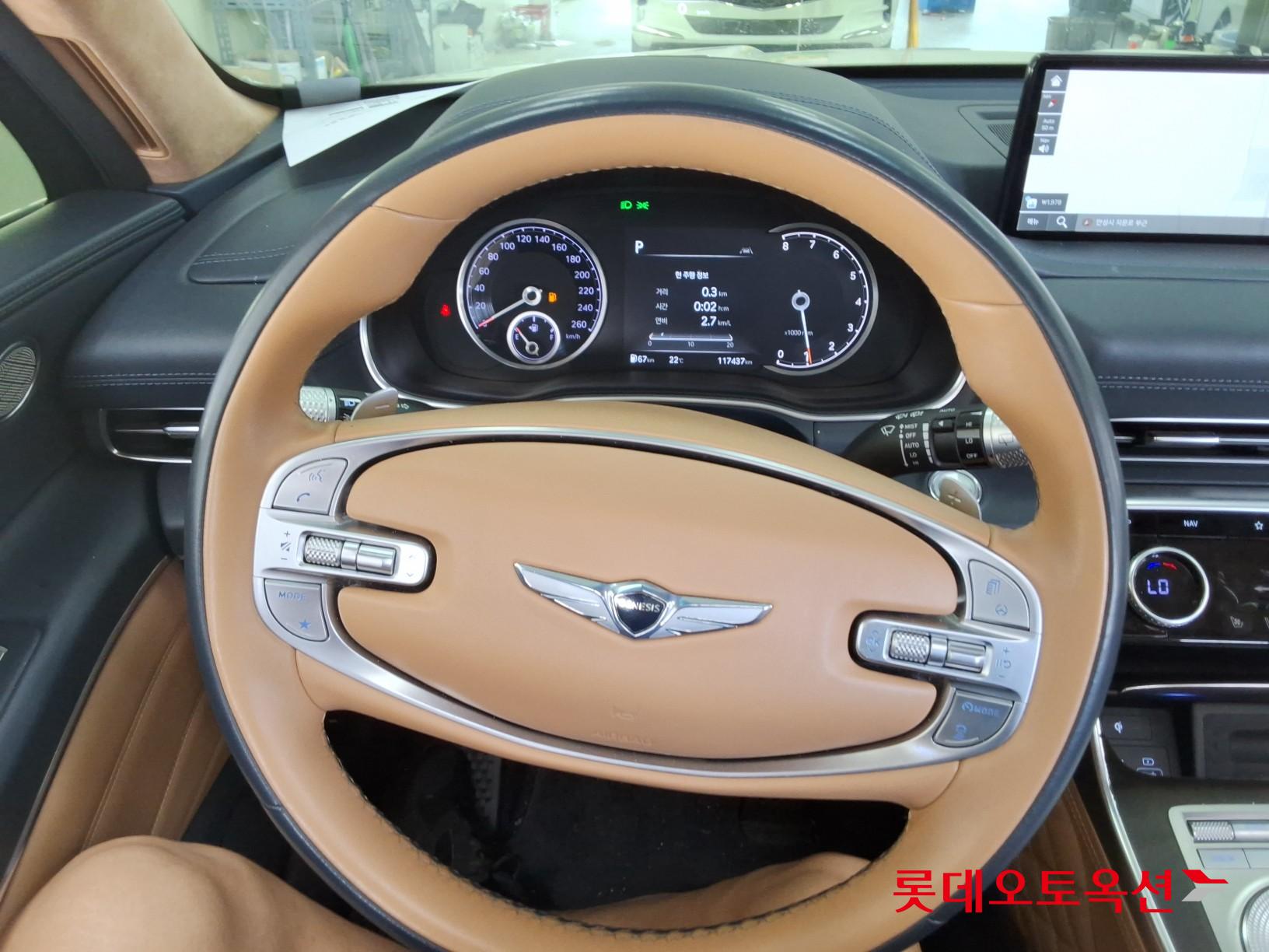 2021 - genesis gv80