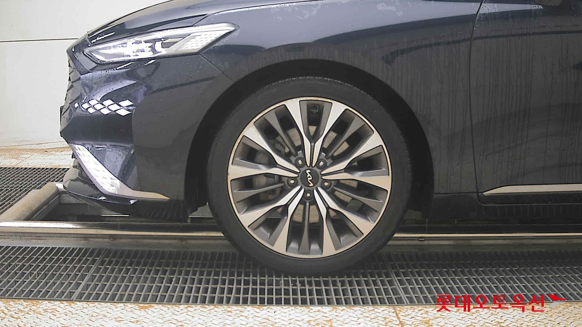 2022 - kia k8