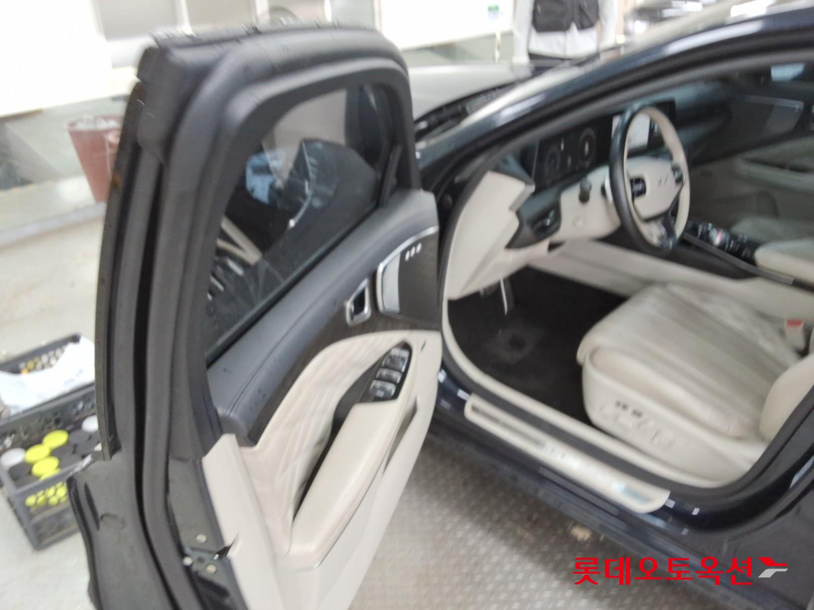 2022 - kia k8