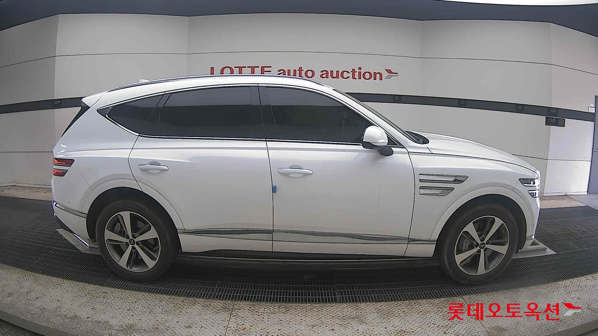 2023 - genesis gv80