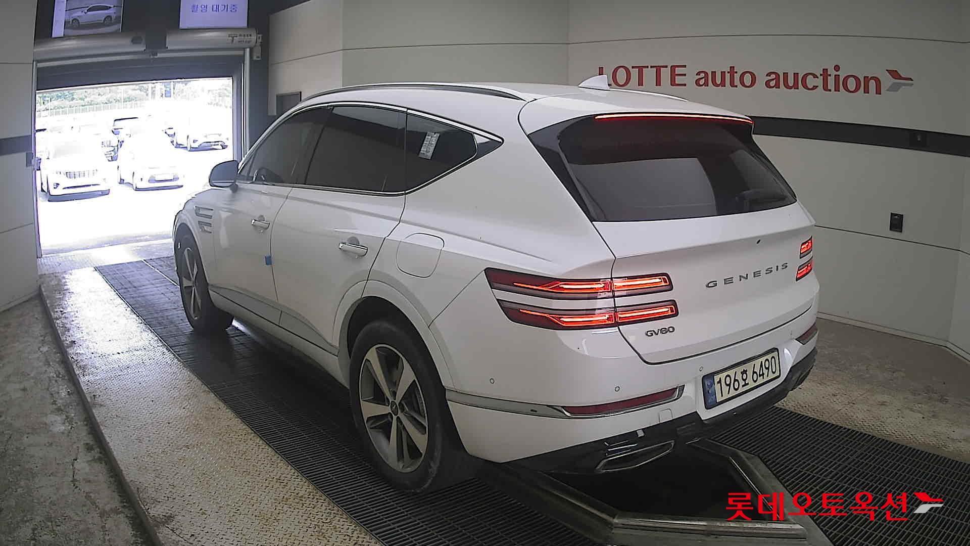 2023 - genesis gv80