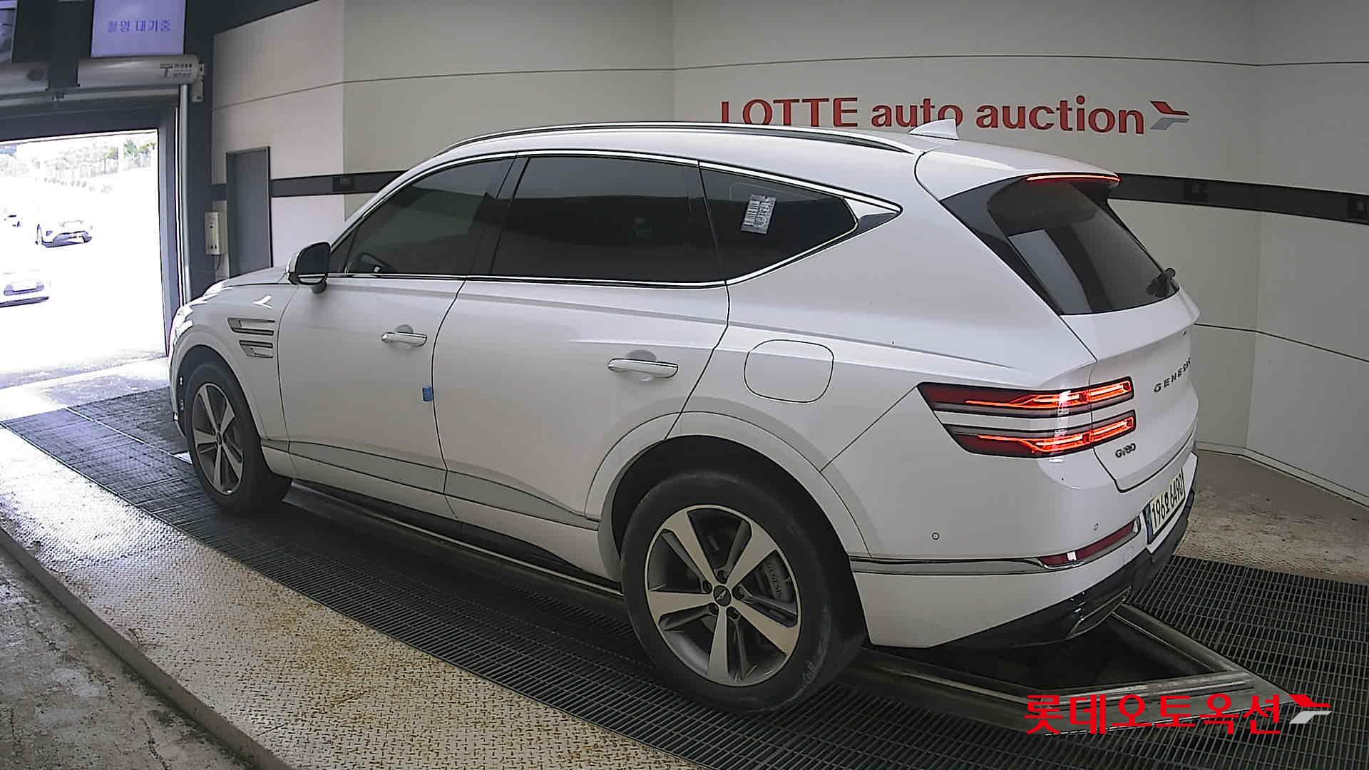 2023 - genesis gv80