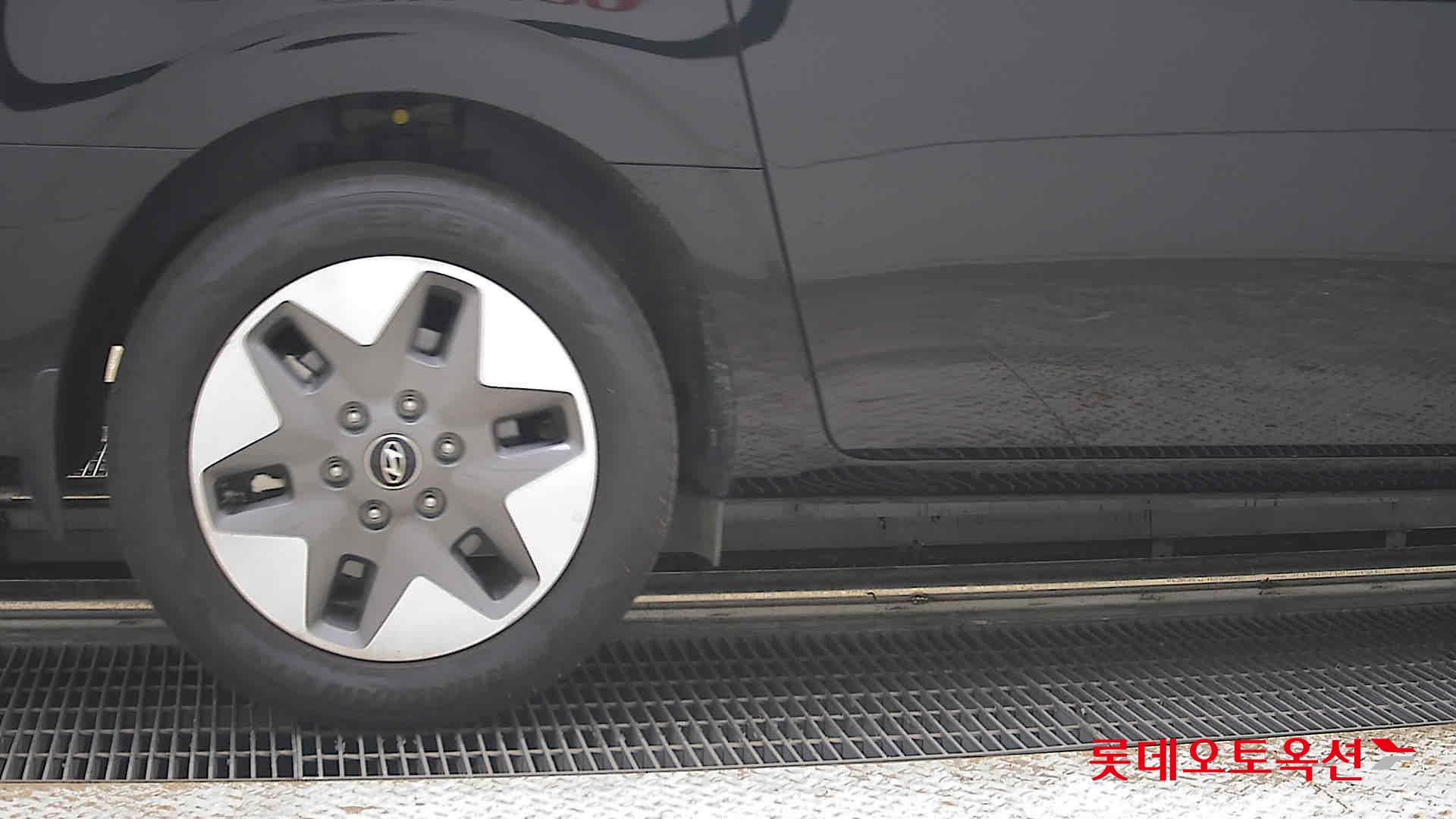 2025 - hyundai staria