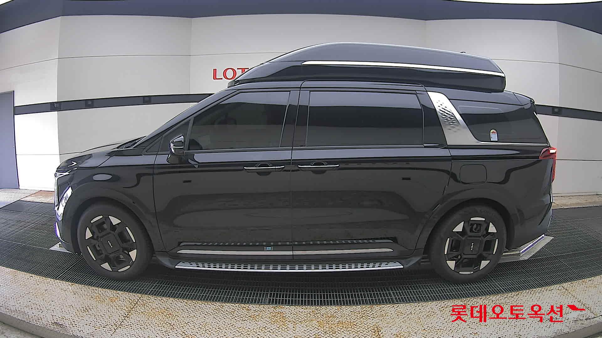 2024 - kia carnival
