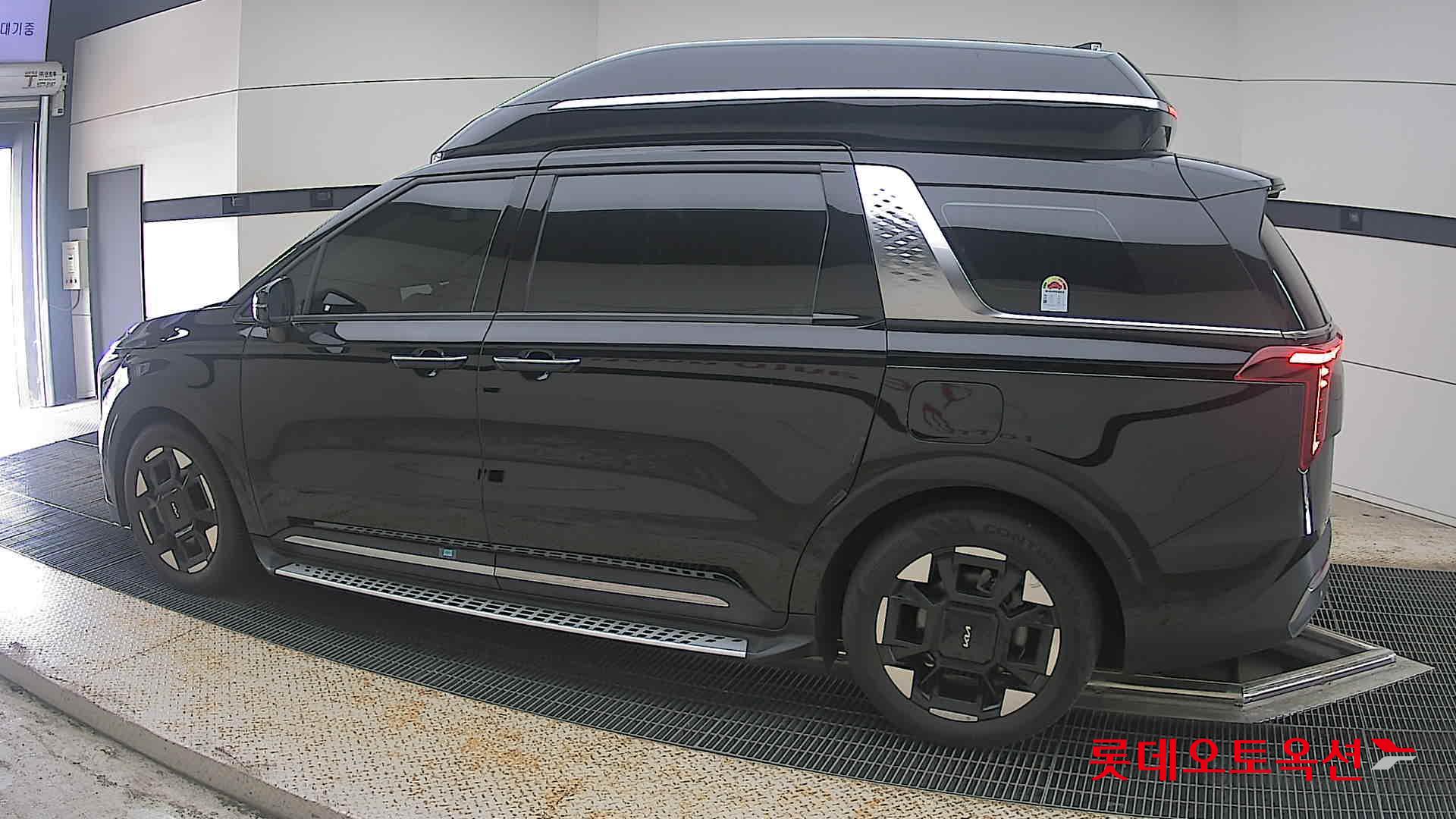 2024 - kia carnival