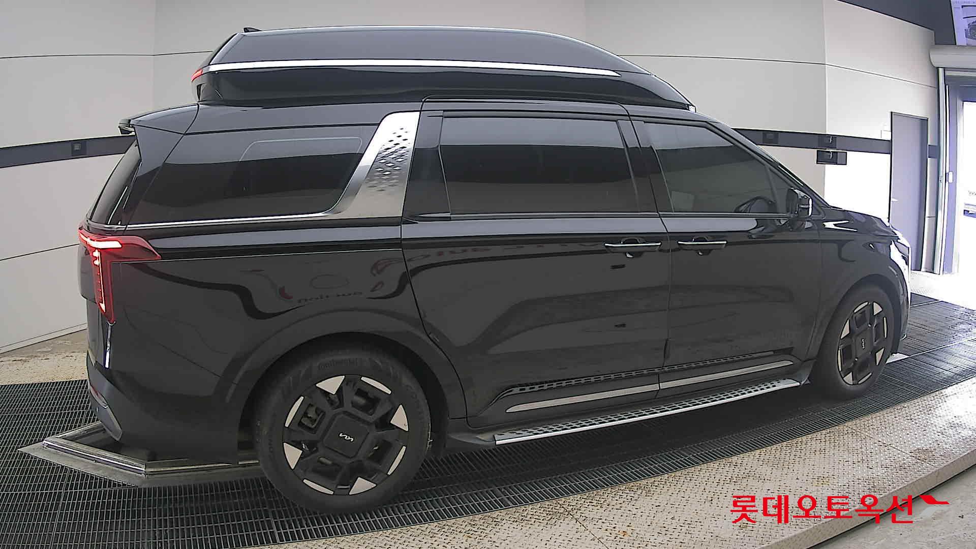 2024 - kia carnival