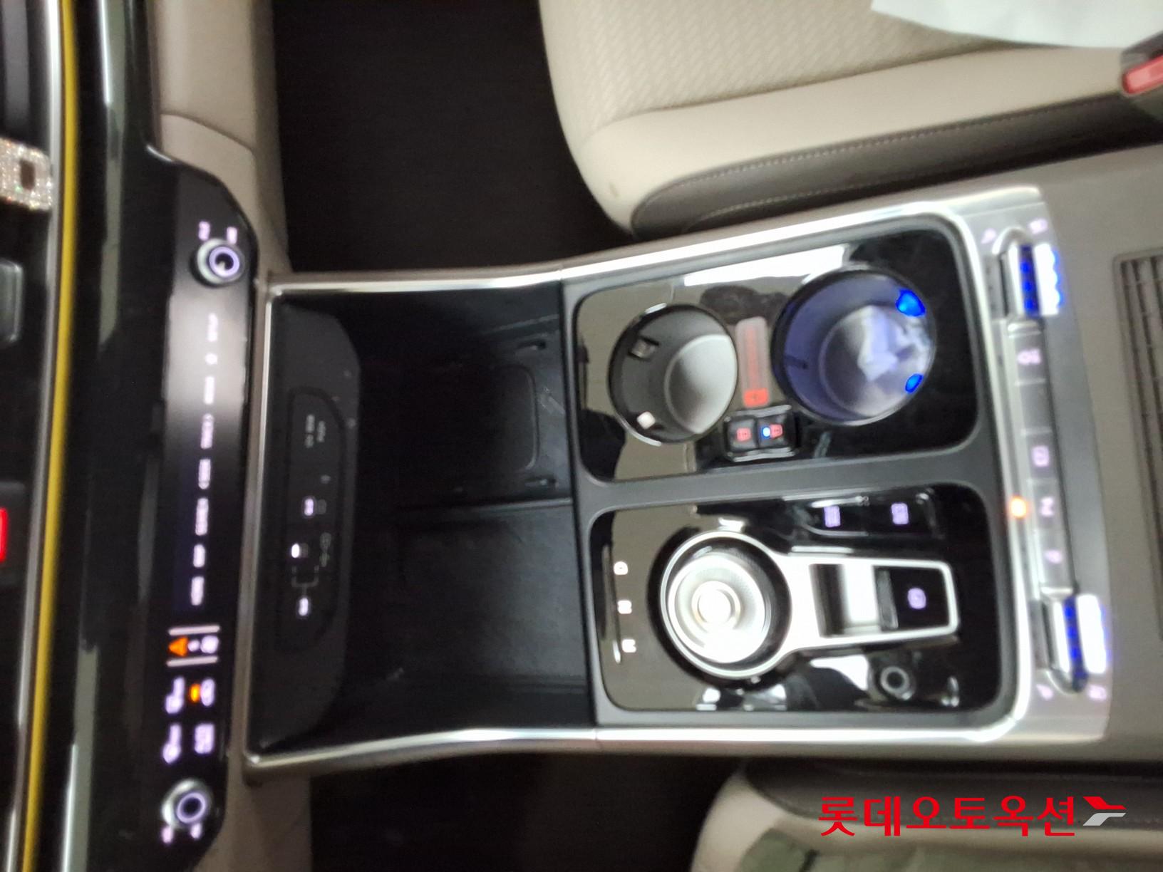 2024 - kia carnival