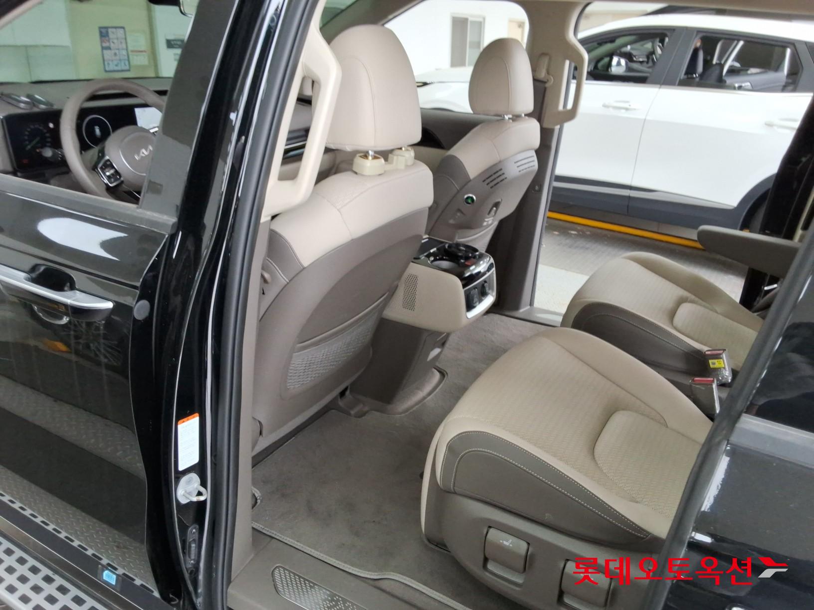 2024 - kia carnival