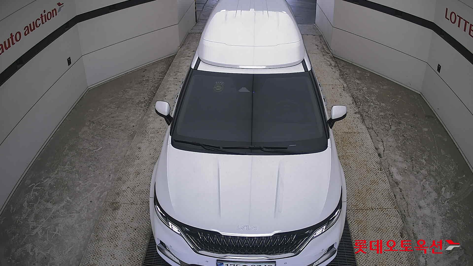 2023 - kia carnival