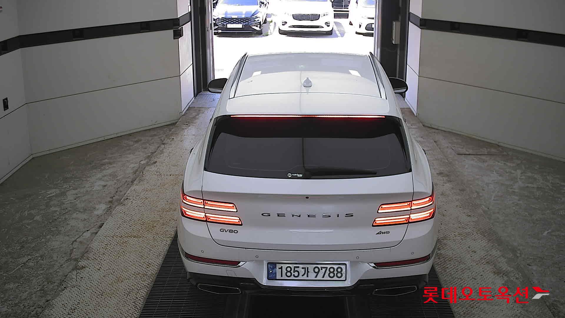 2023 - genesis gv80