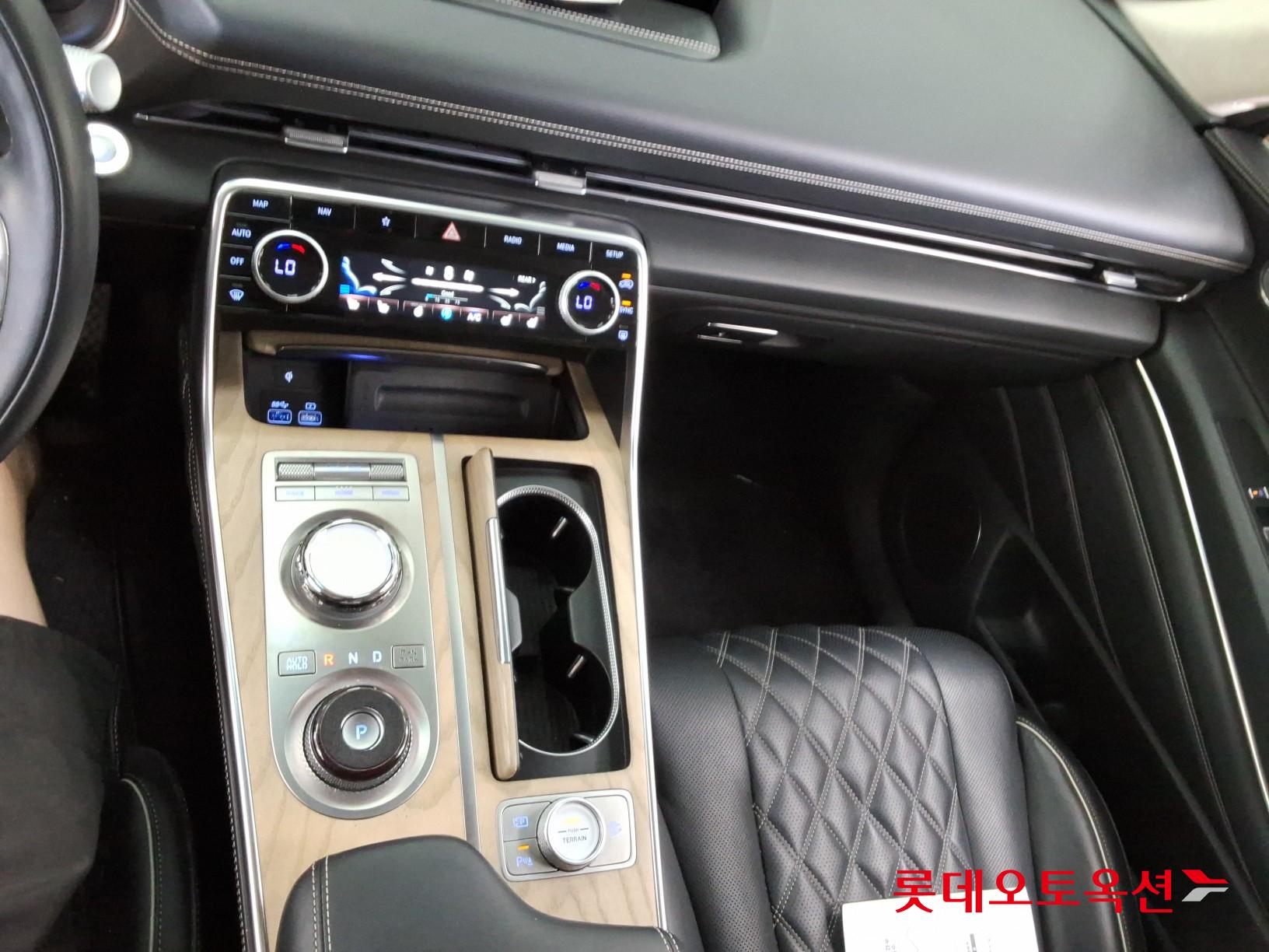 2023 - genesis gv80