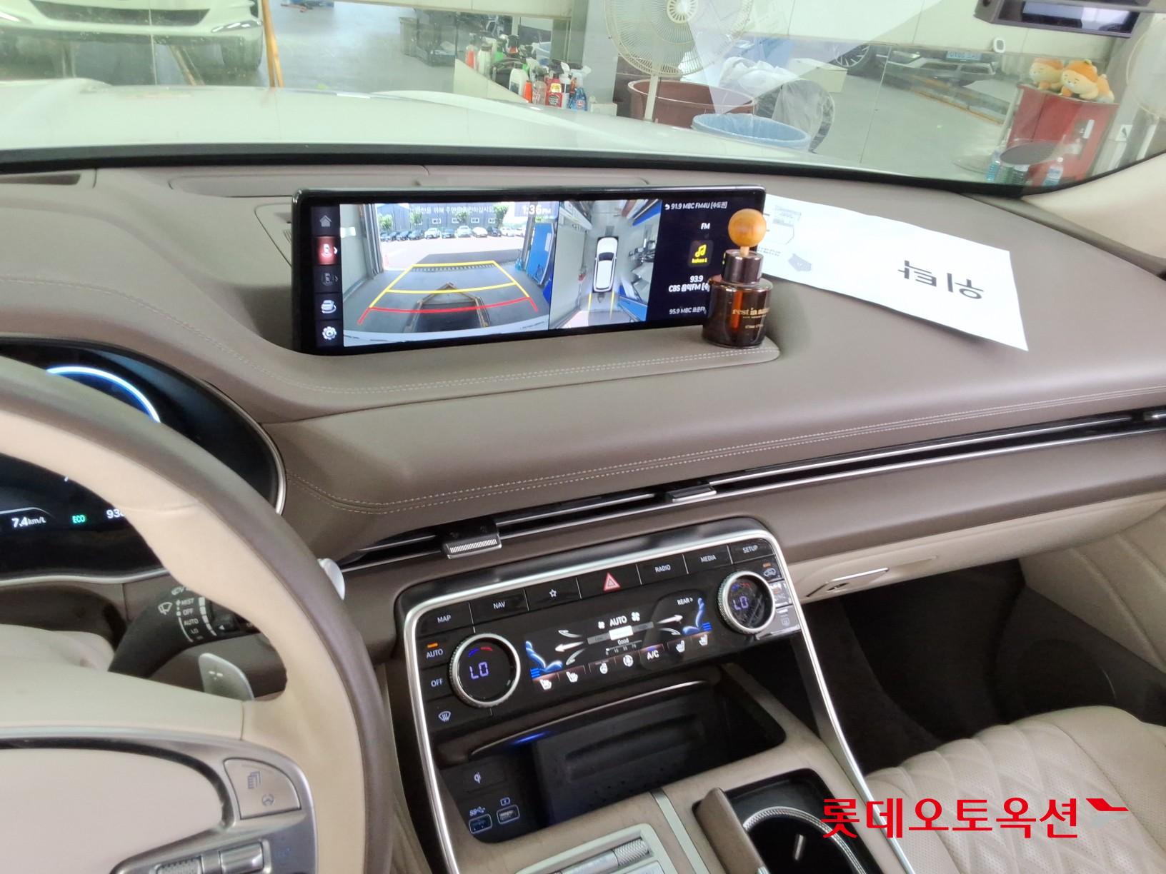 2021 - genesis gv80