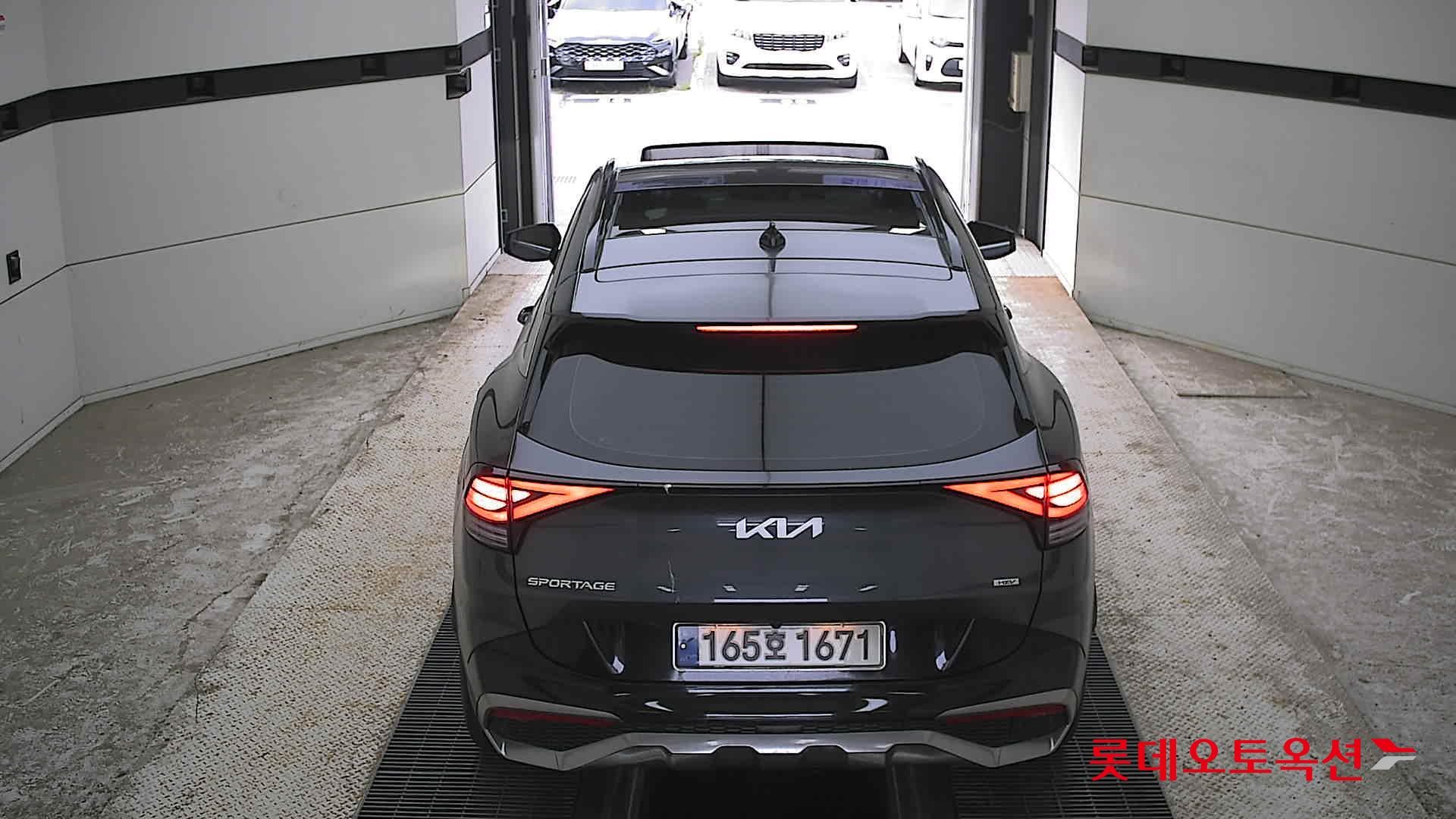 2022 - kia sportage