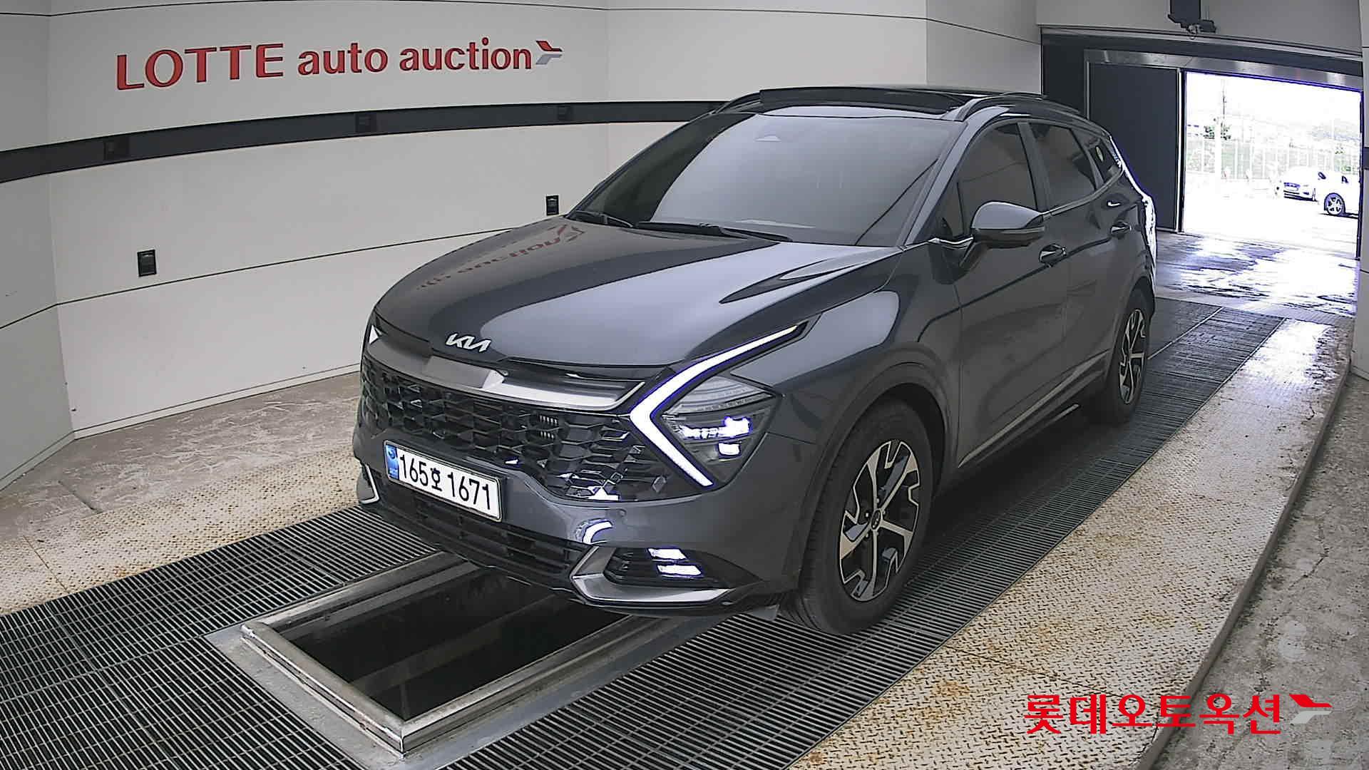 2022 - kia sportage