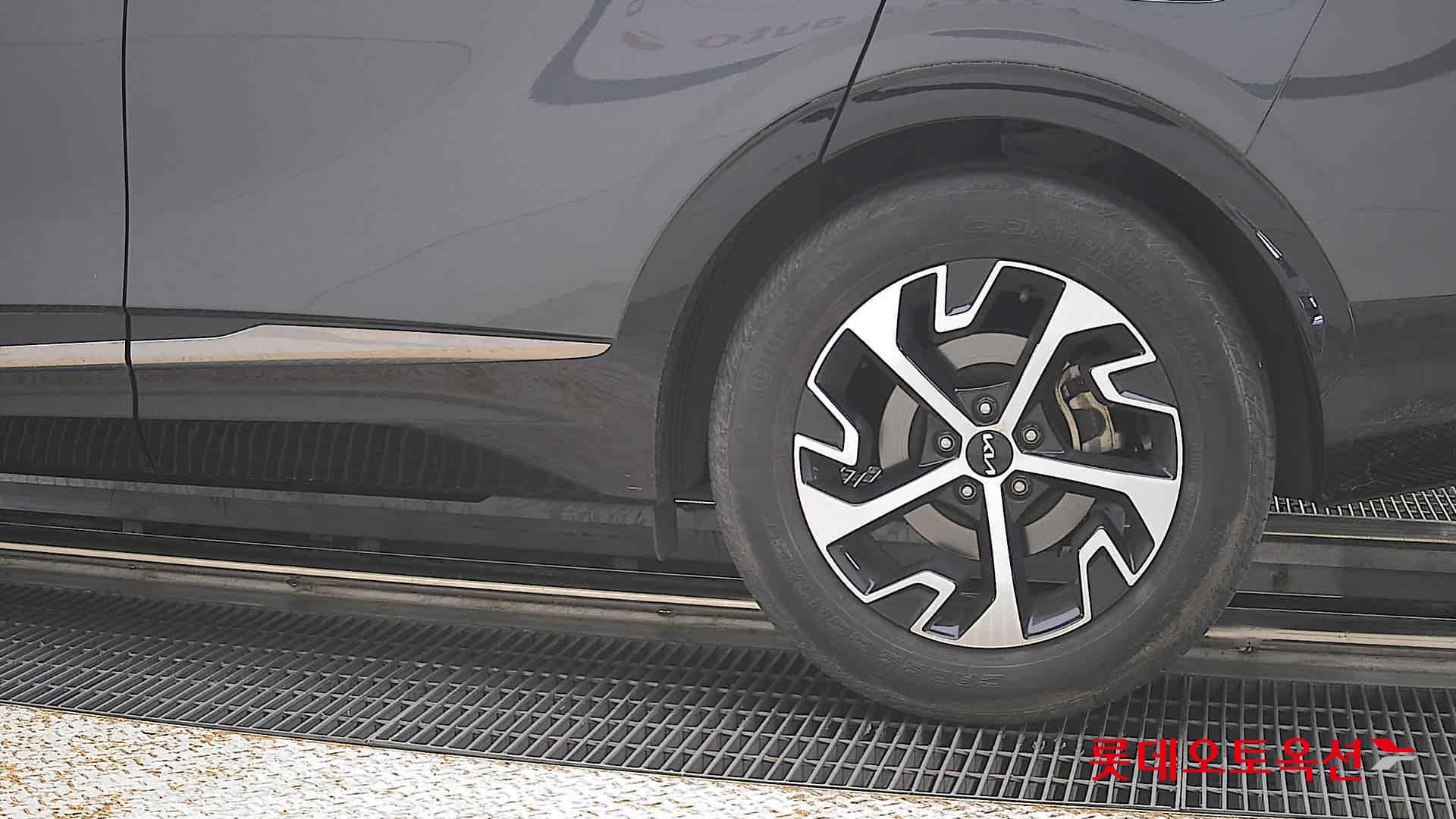 2022 - kia sportage