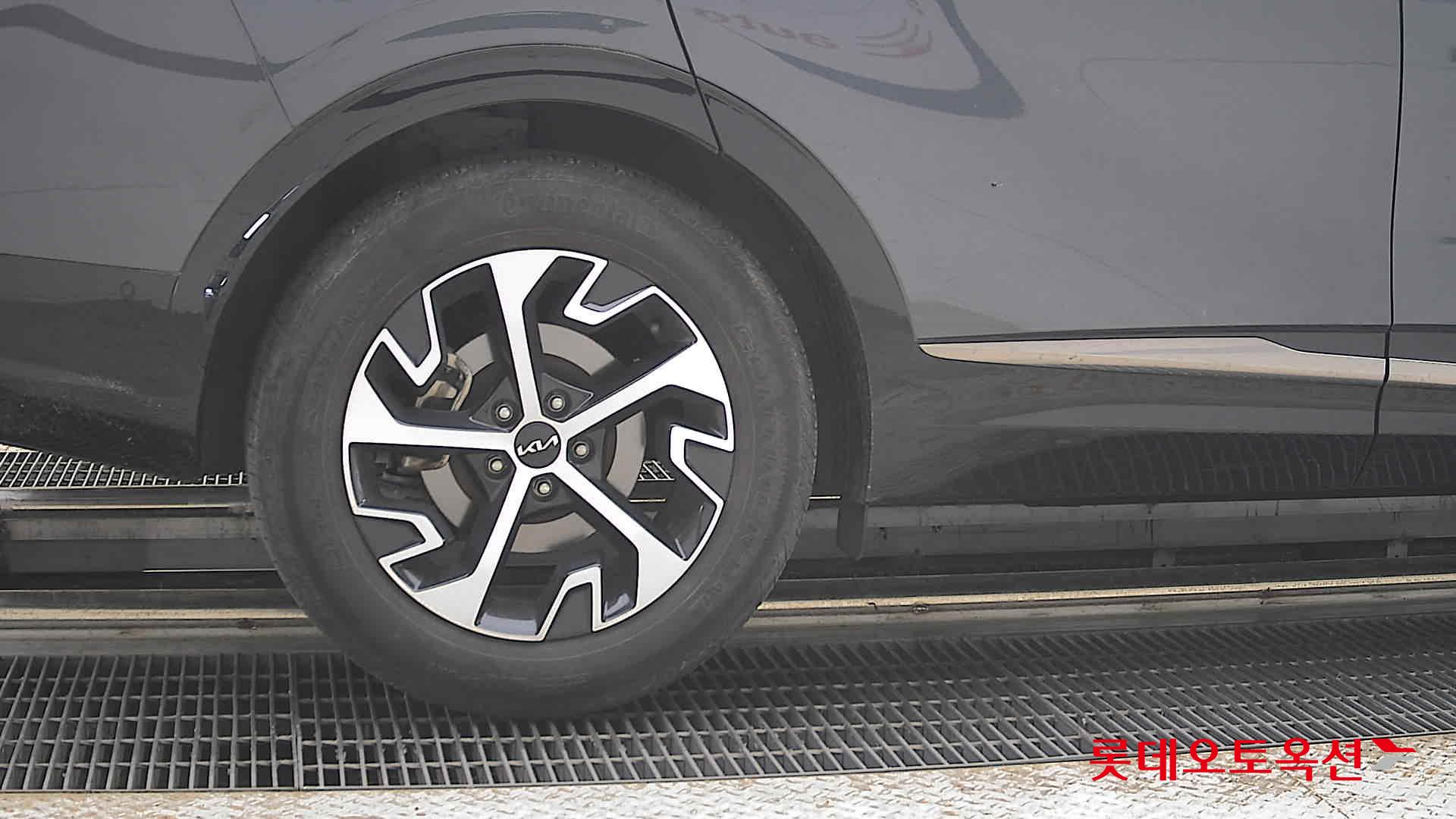 2022 - kia sportage
