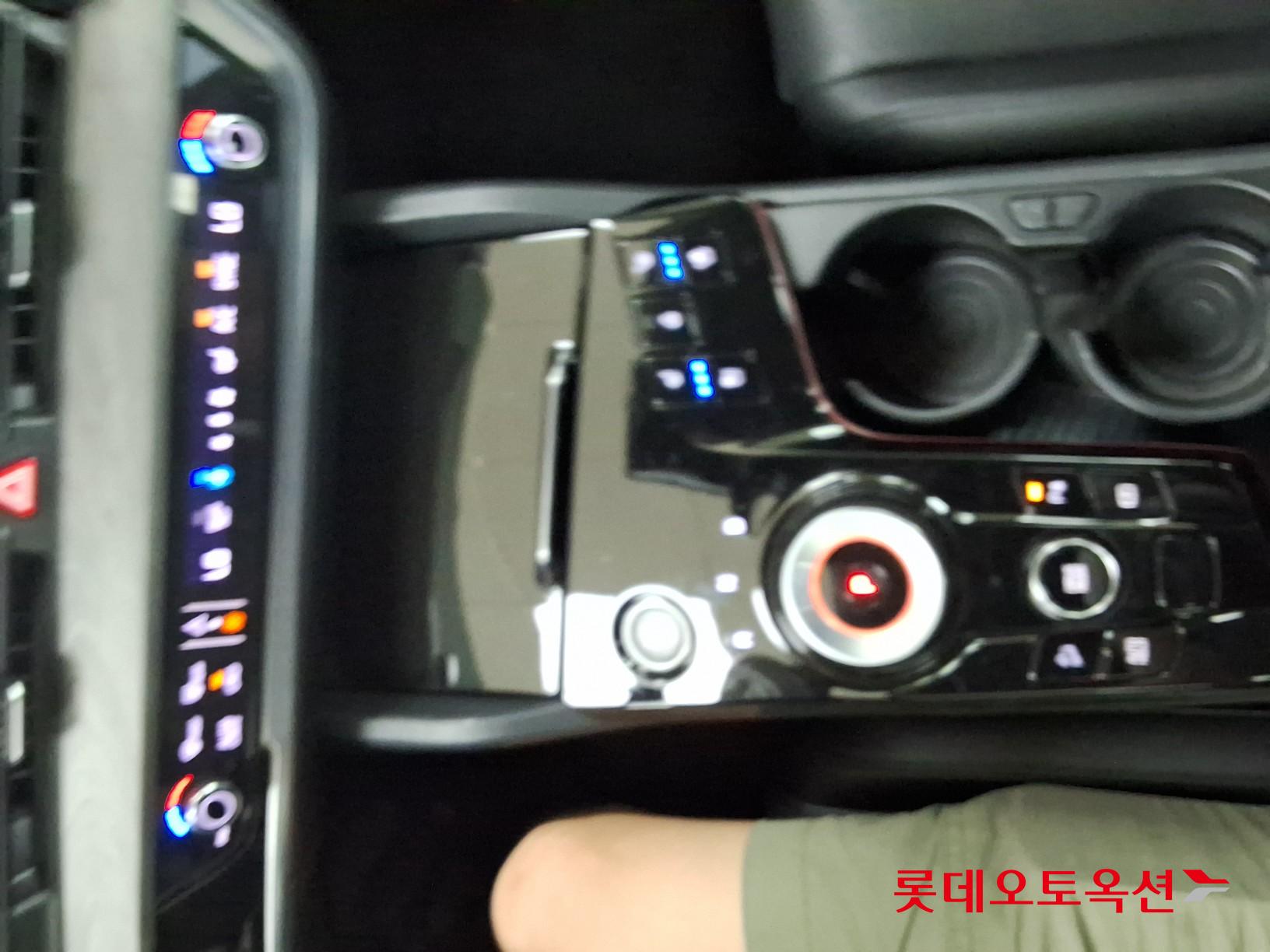 2022 - kia sportage