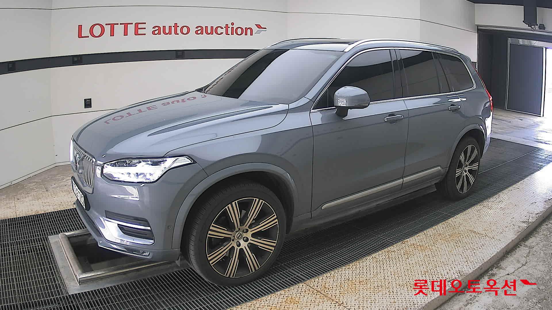2022 - volvo xc90