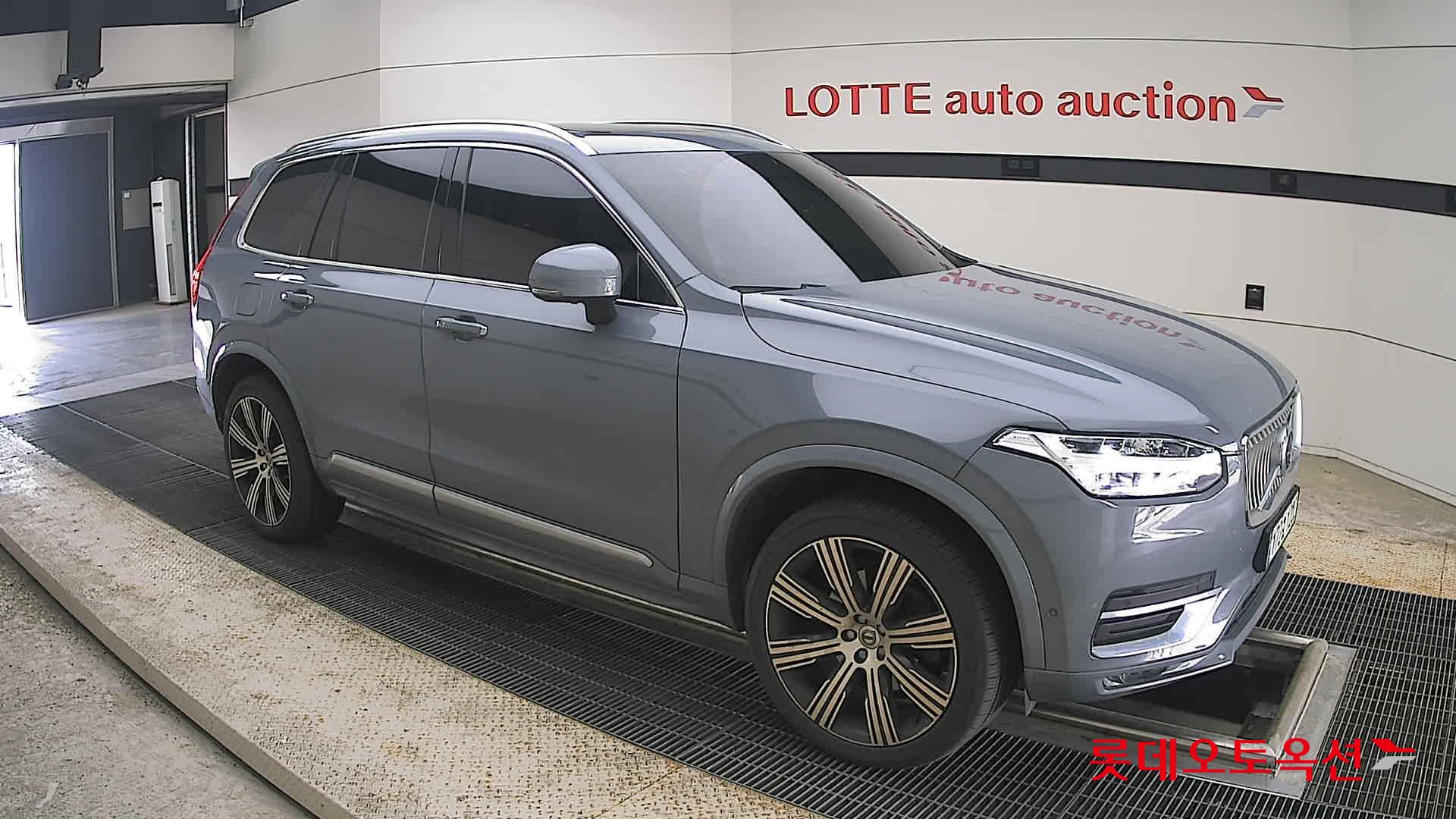 2022 - volvo xc90