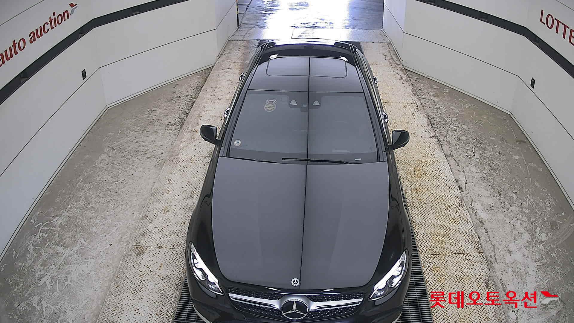 2019 - mercedes-benz glc300