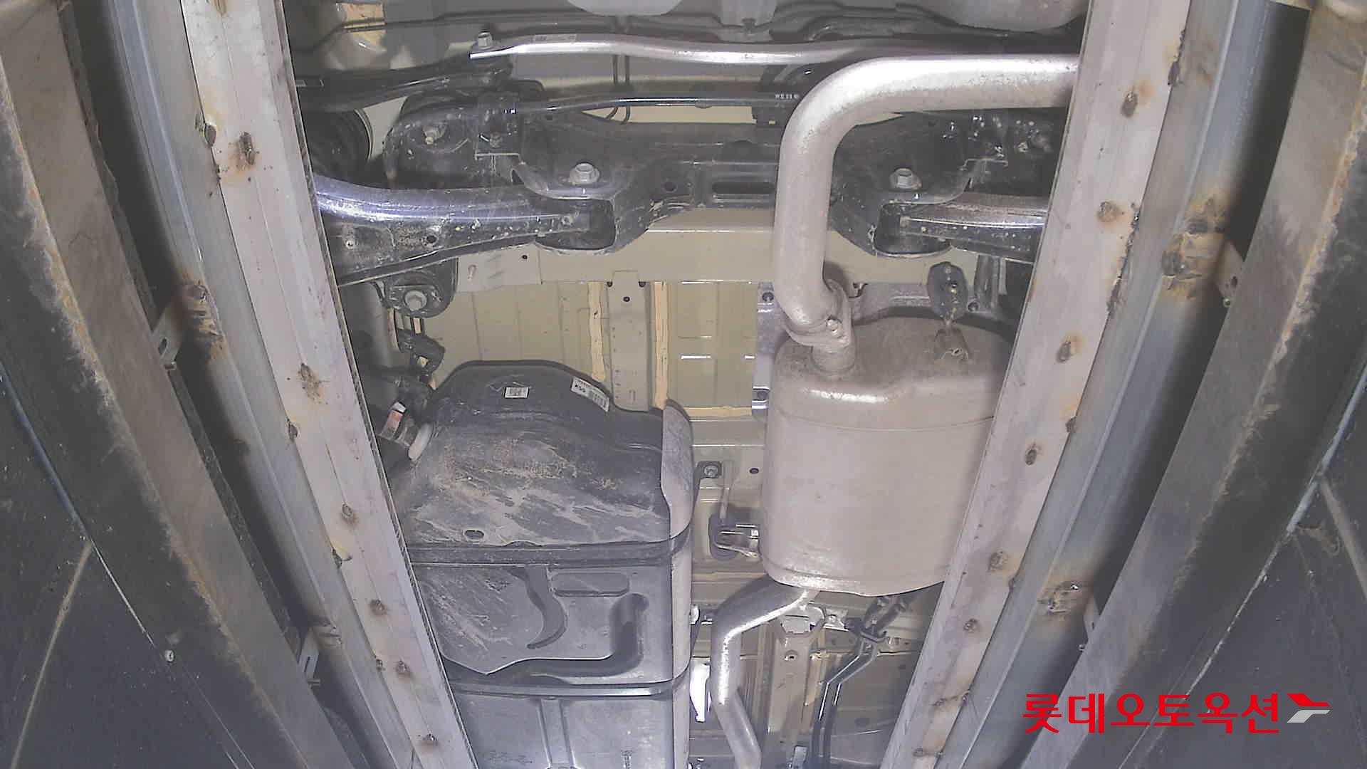 2023 - kia carnival