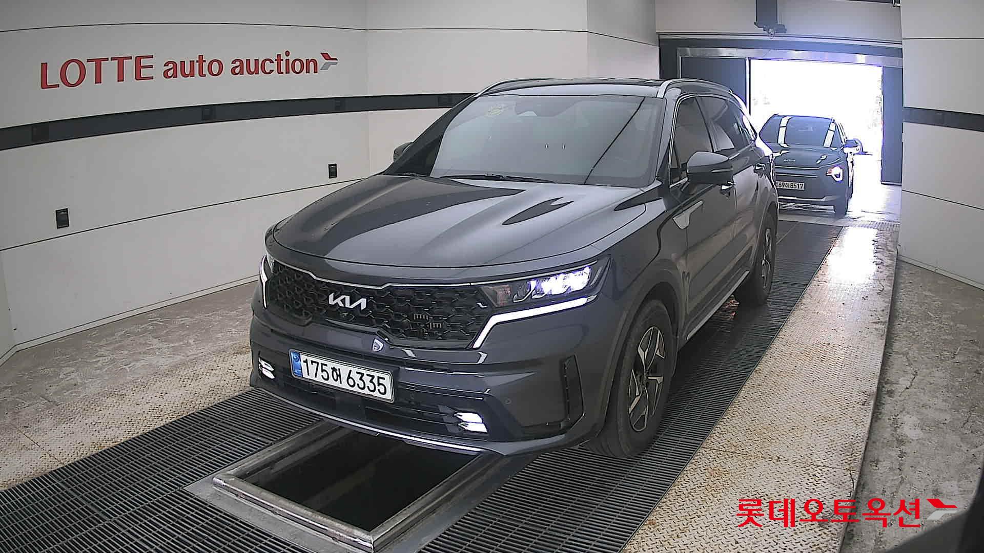 2023 - kia sorento