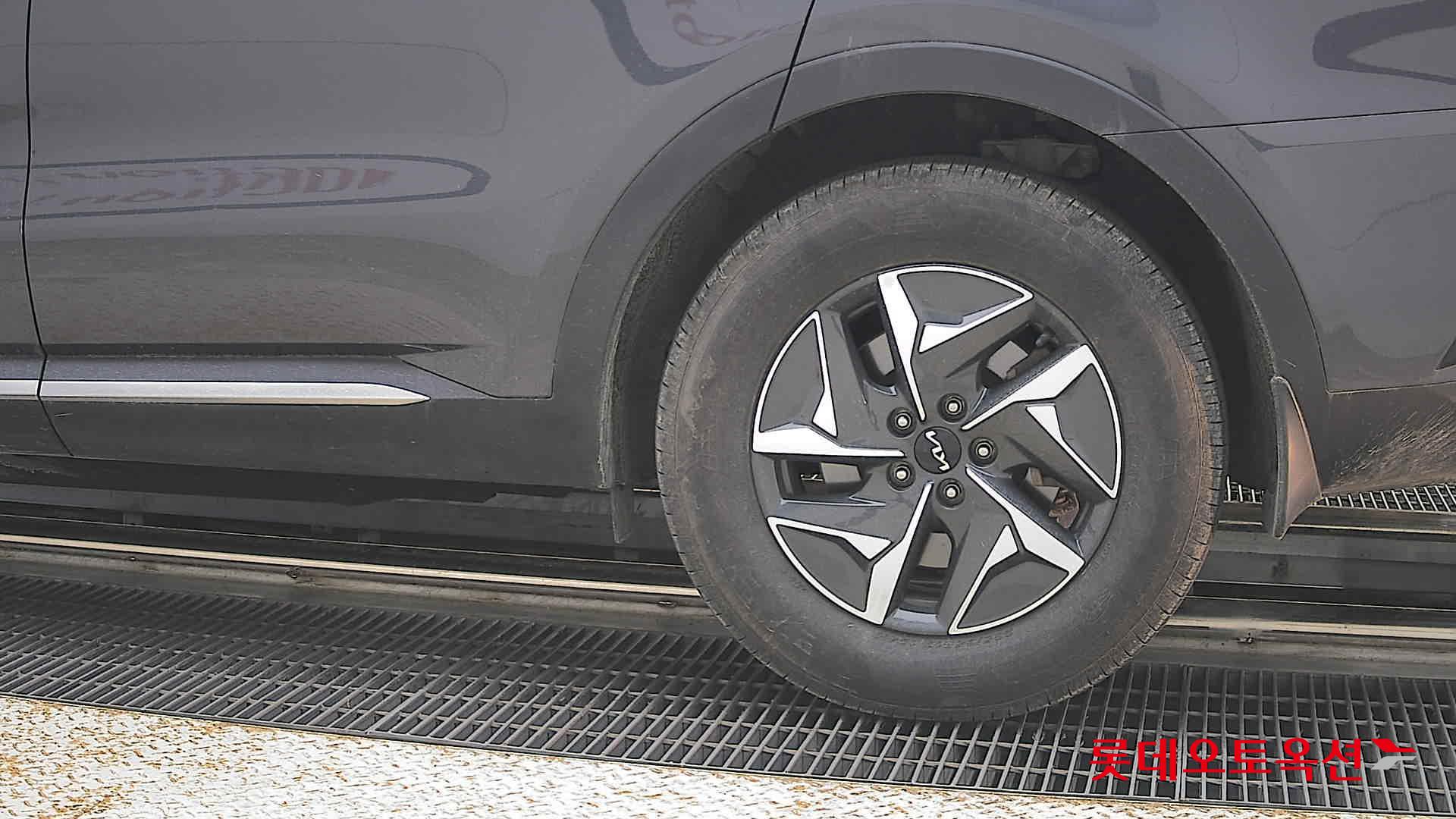 2023 - kia sorento