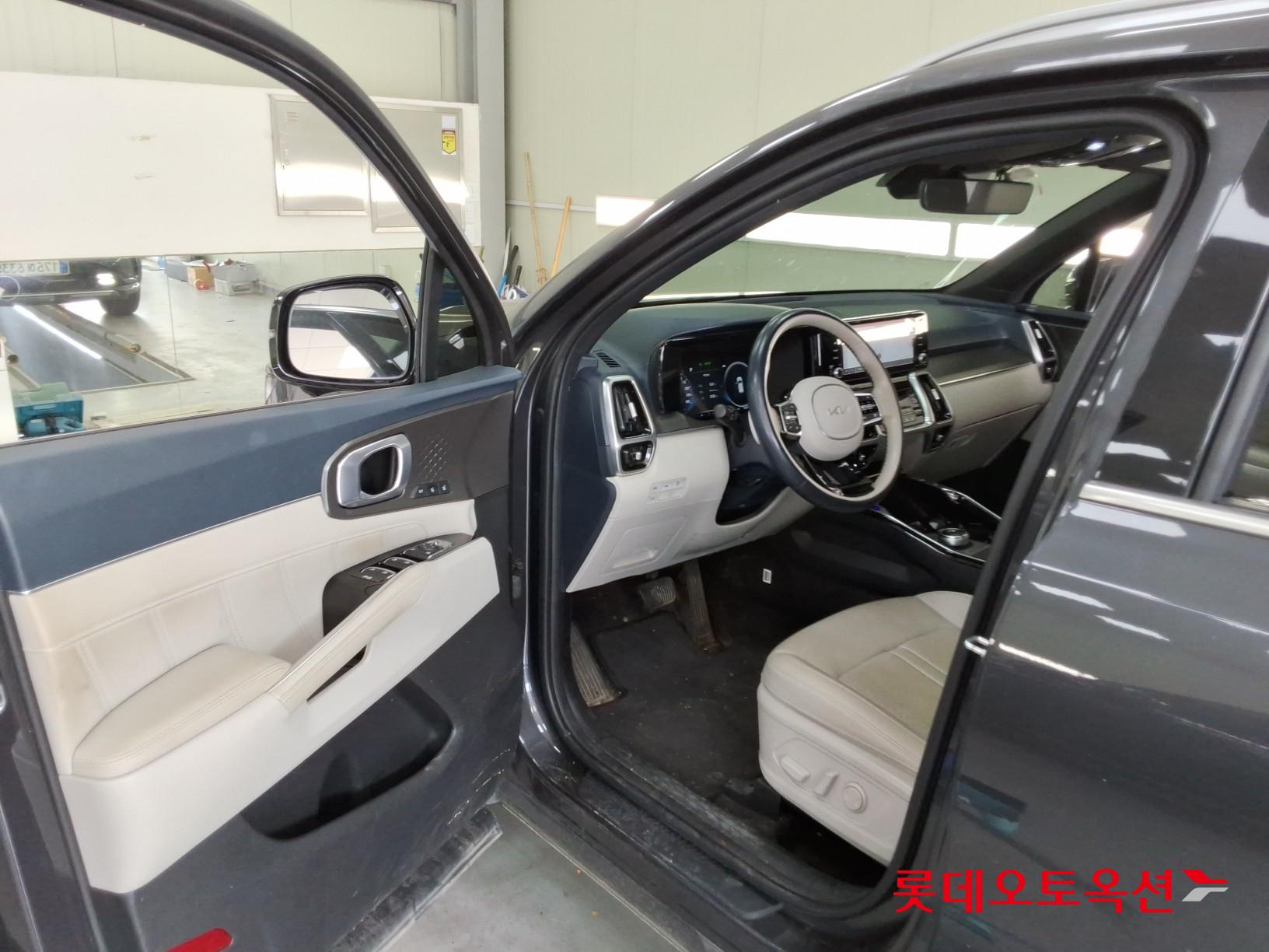 2023 - kia sorento