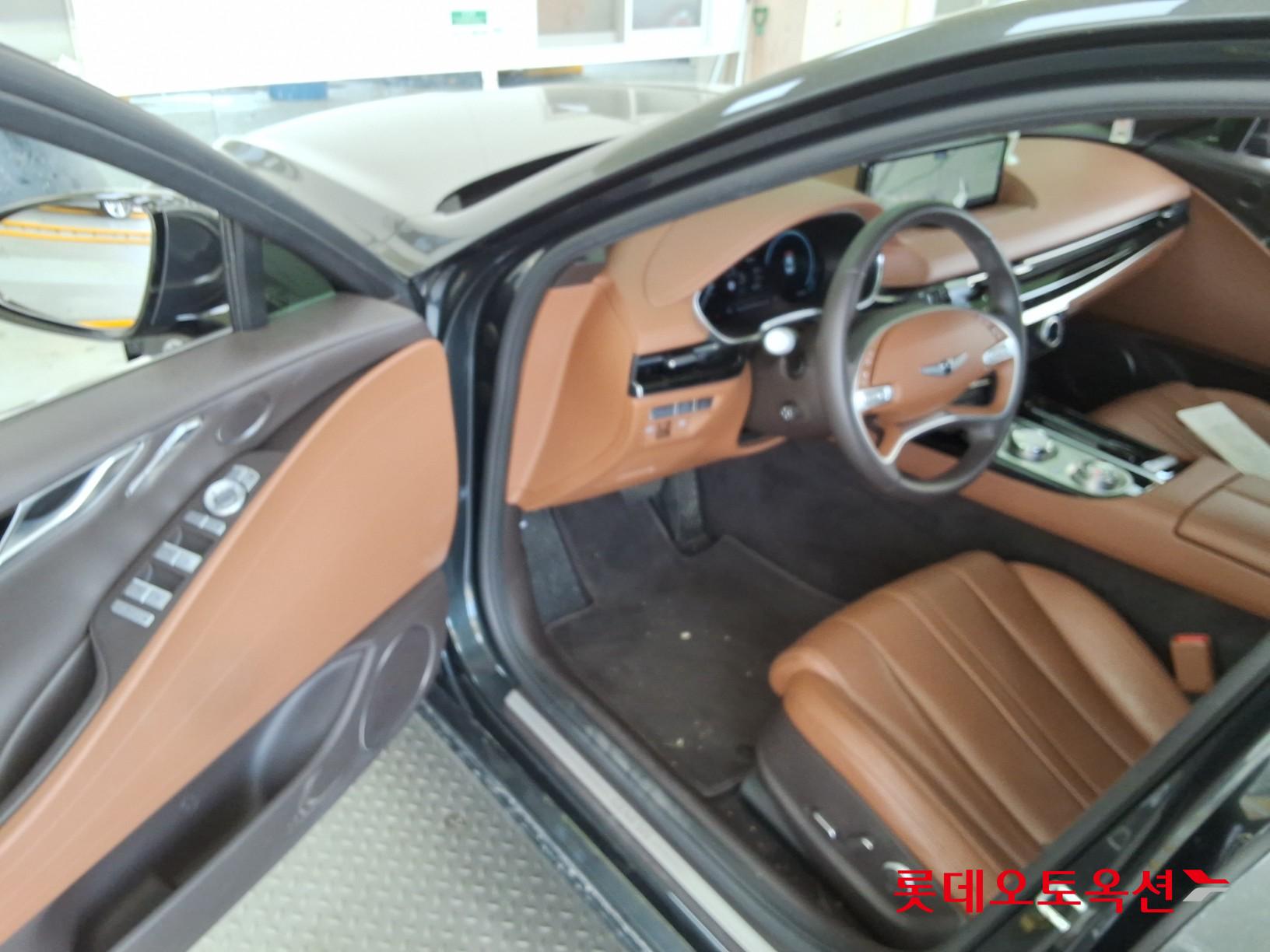 2023 - genesis g80