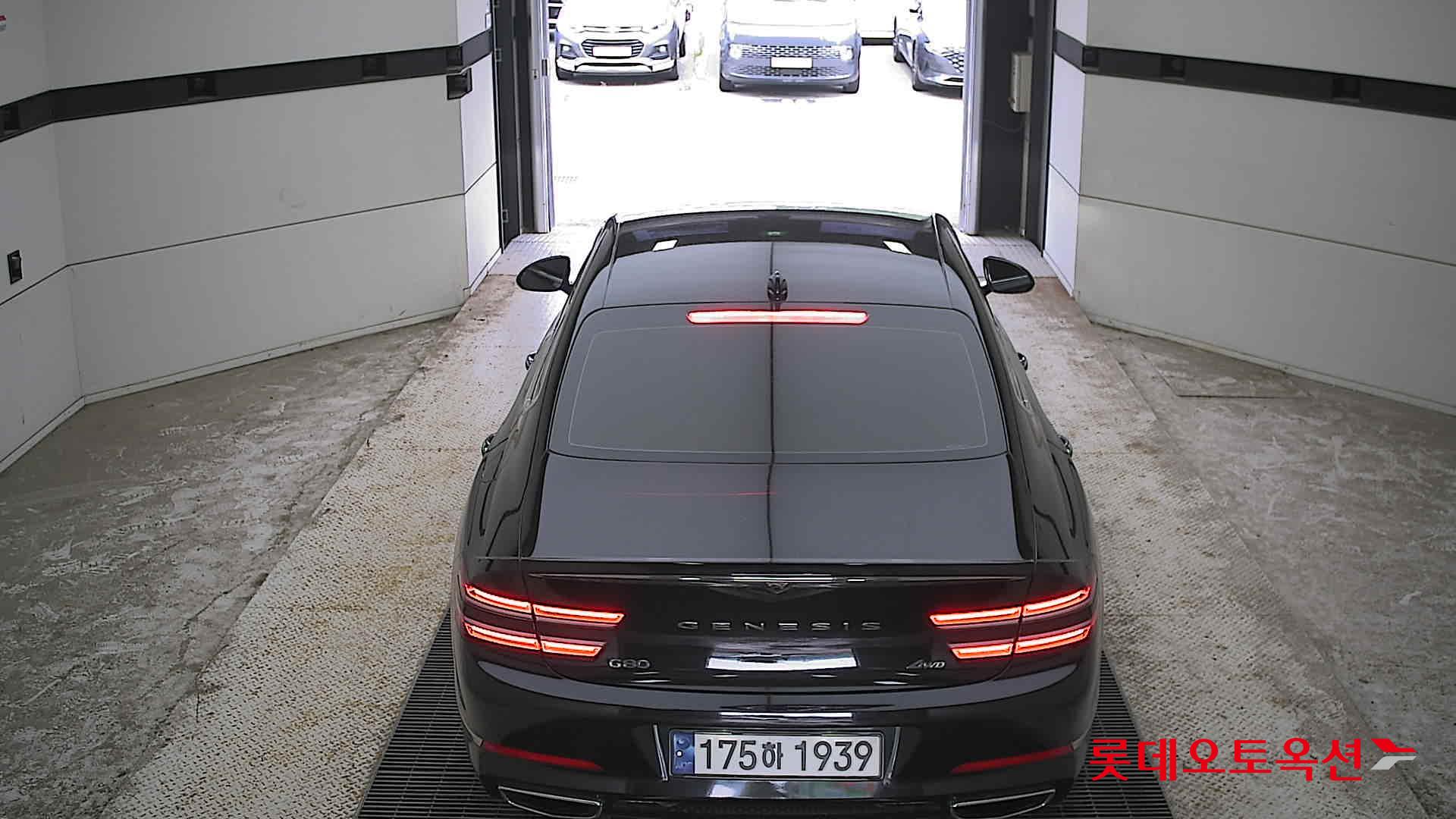 2023 - genesis g80