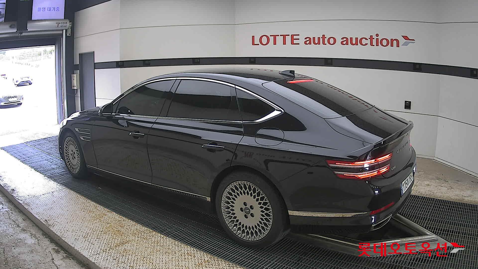 2023 - genesis g80