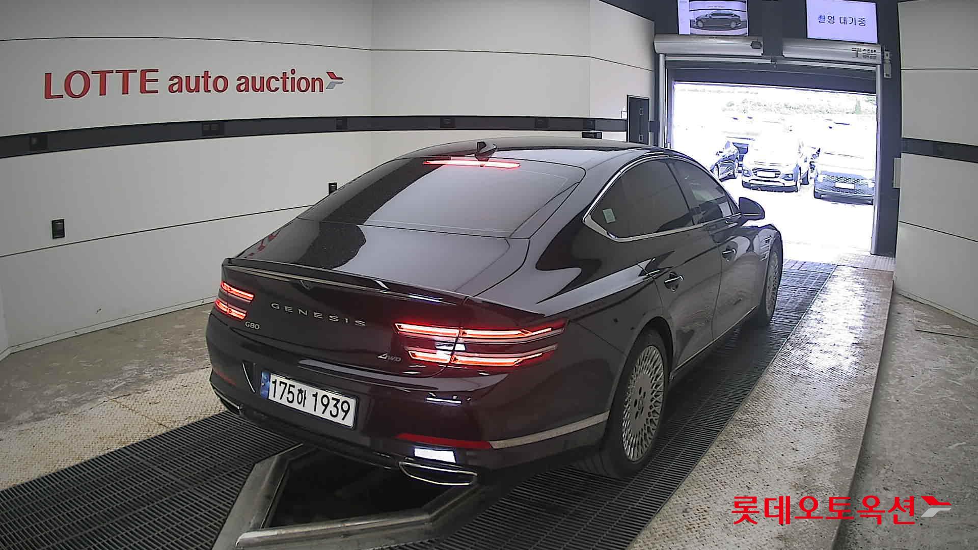 2023 - genesis g80